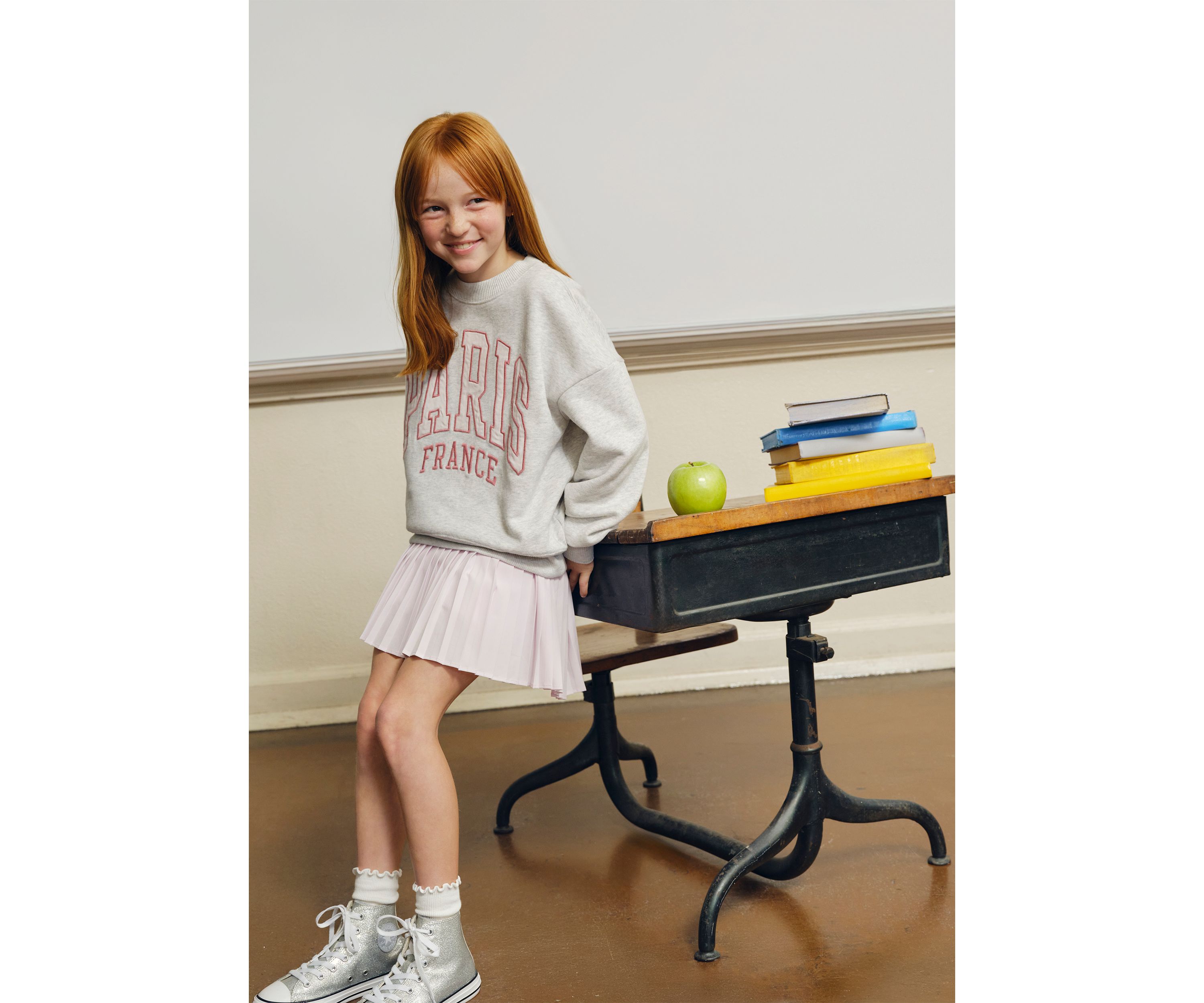 paris fleece crew pullover