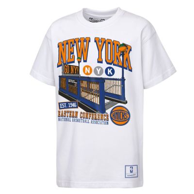 Mitchell & Ness Youth NBA New York Knicks Take The Subway T-Shirt, White, Small