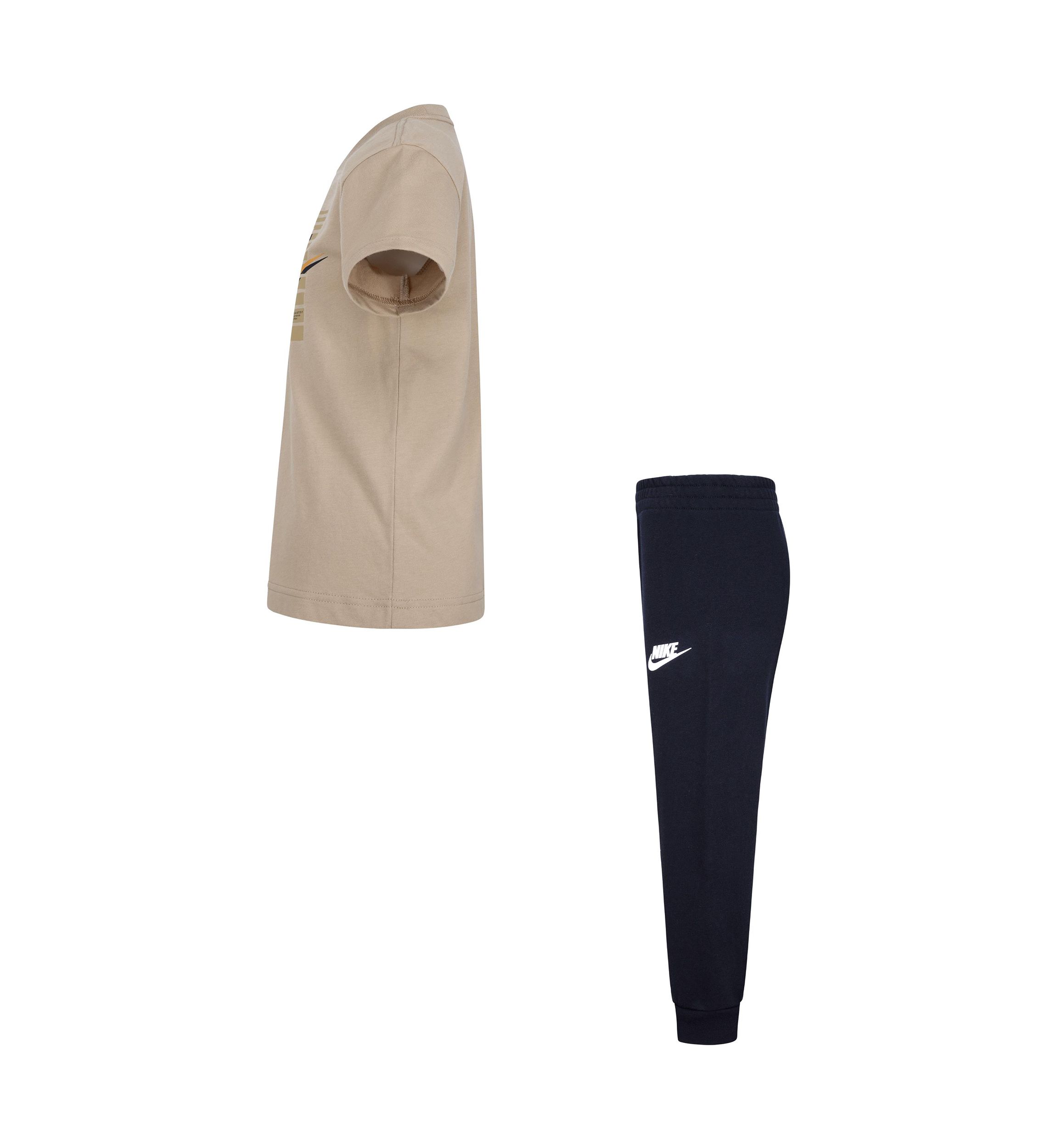 Boys 4-7 Graphic T-Shirt and Joggers Set