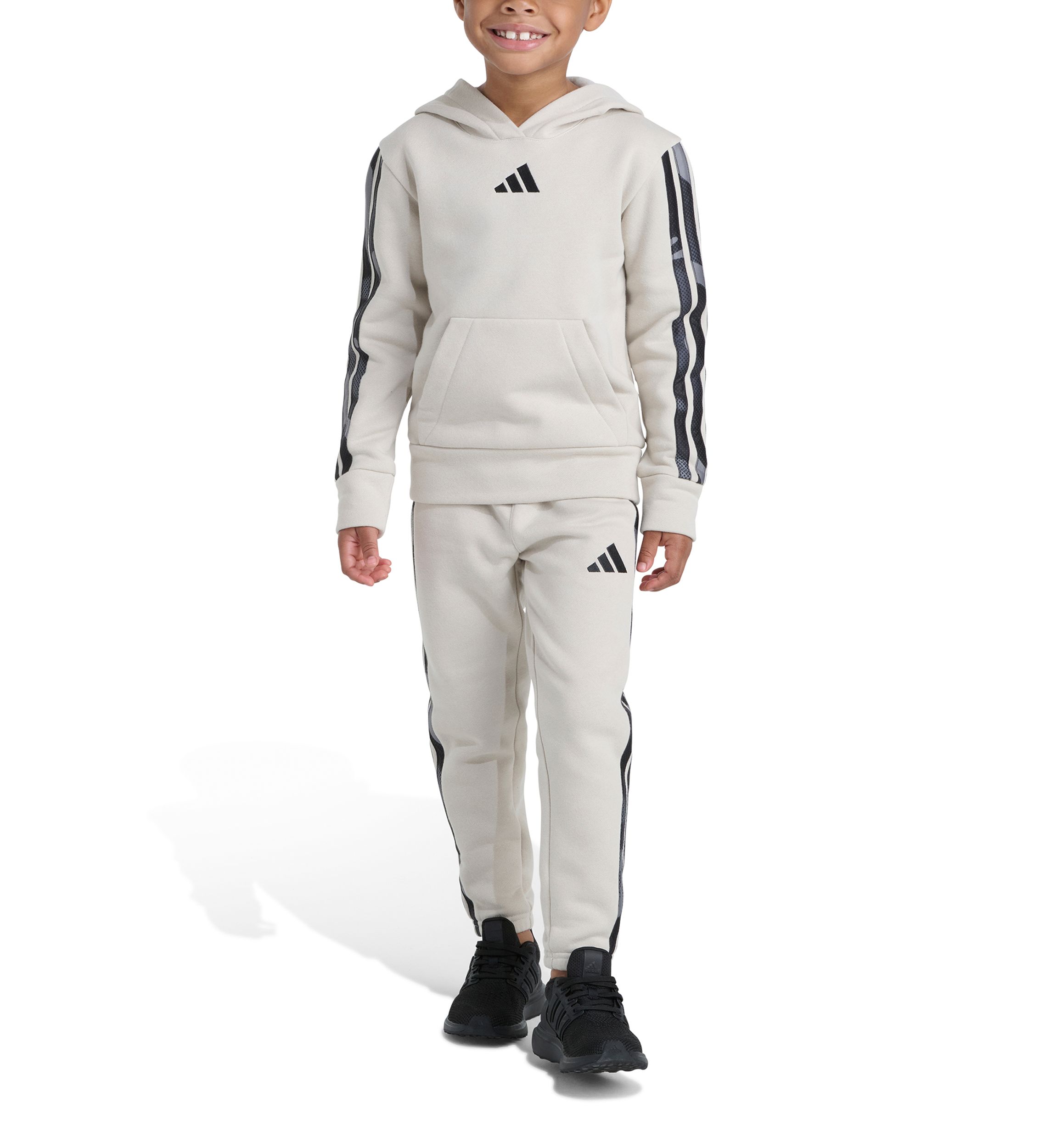 Boys 4-7 2-Piece Long Sleeve Pullover Hoodie and Joggers Set
