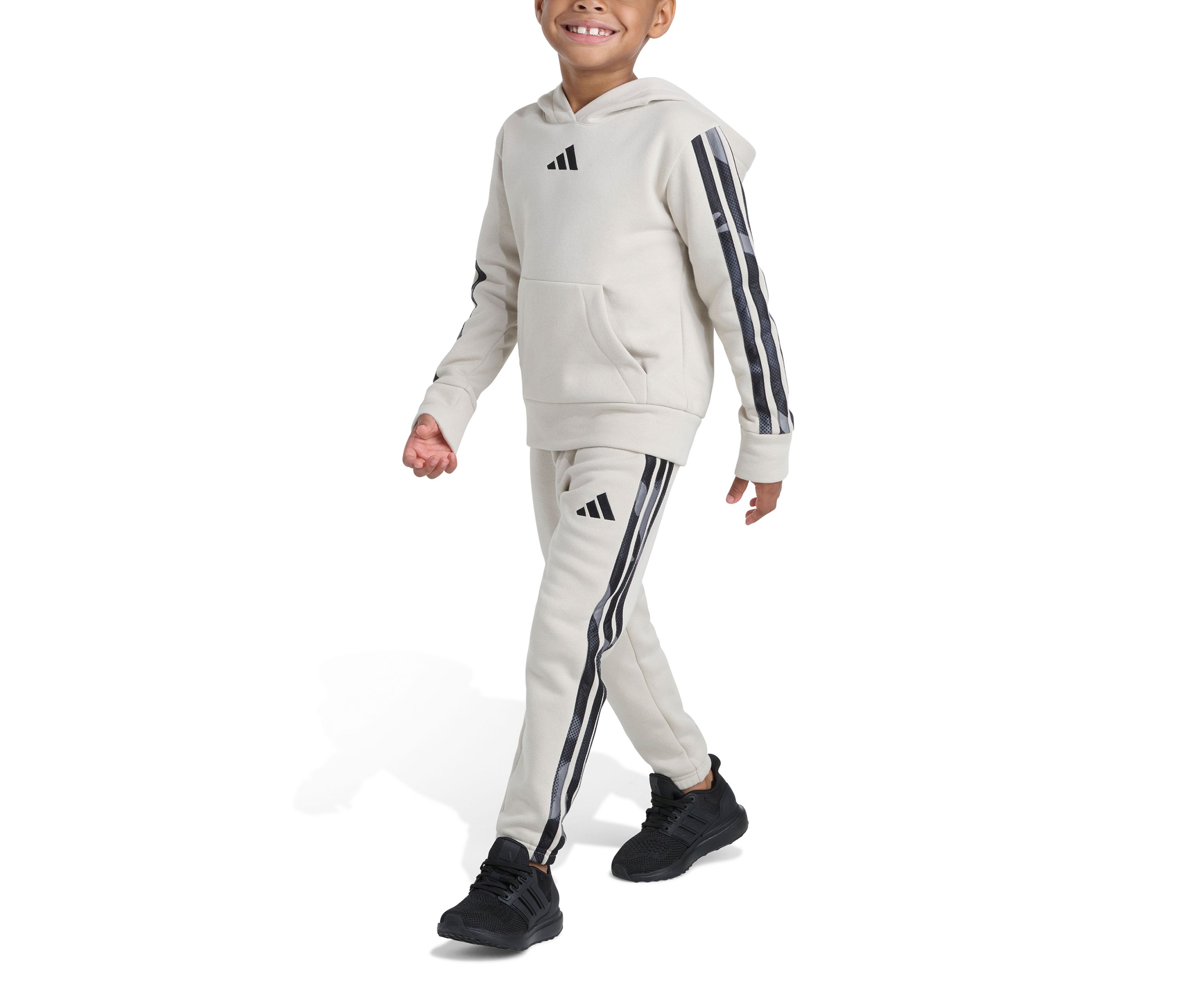 Boys 4-7 2-Piece Long Sleeve Pullover Hoodie and Joggers Set