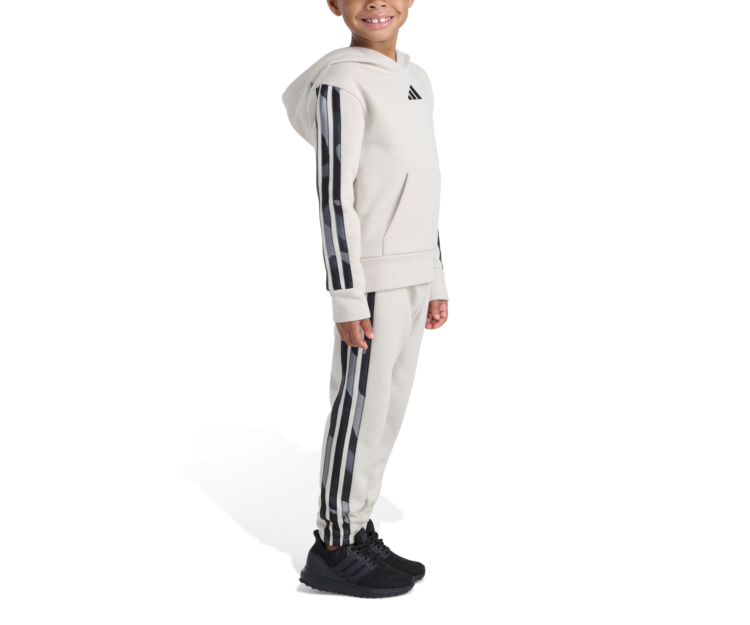 Boys 4-7 2-Piece Long Sleeve Pullover Hoodie and Joggers Set