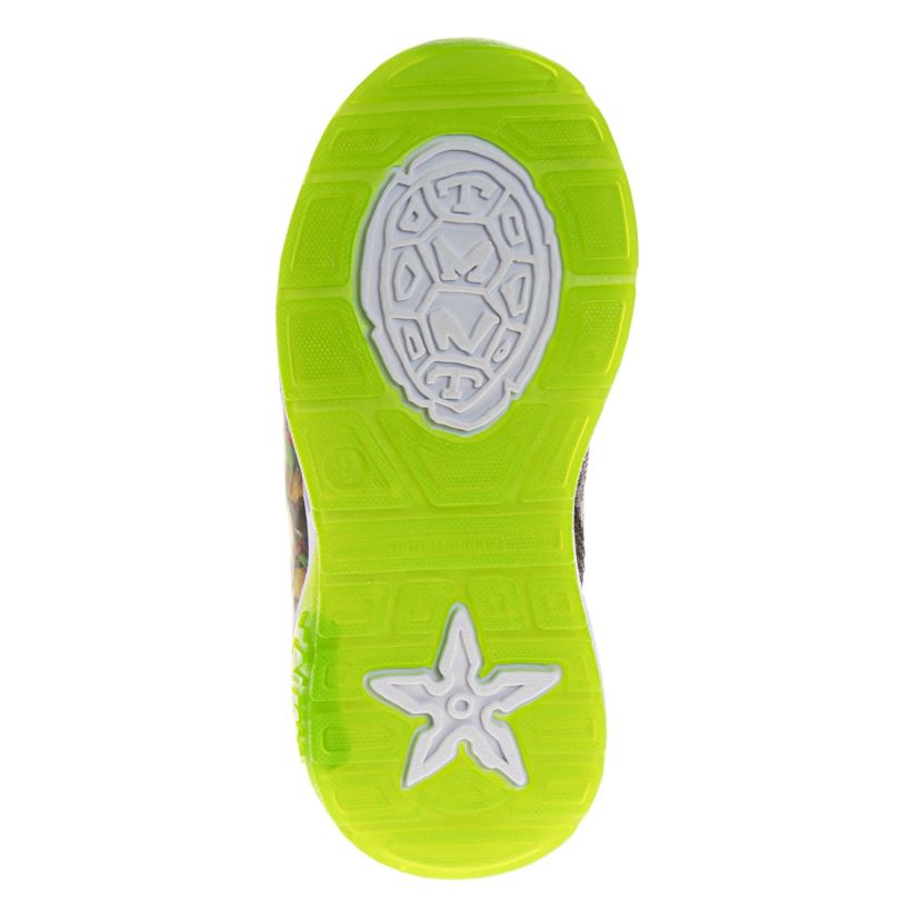Nickelodeon Teenage Mutant Ninja Turtles Boys Light Up Sneakers. (Toddler/Little Kids)