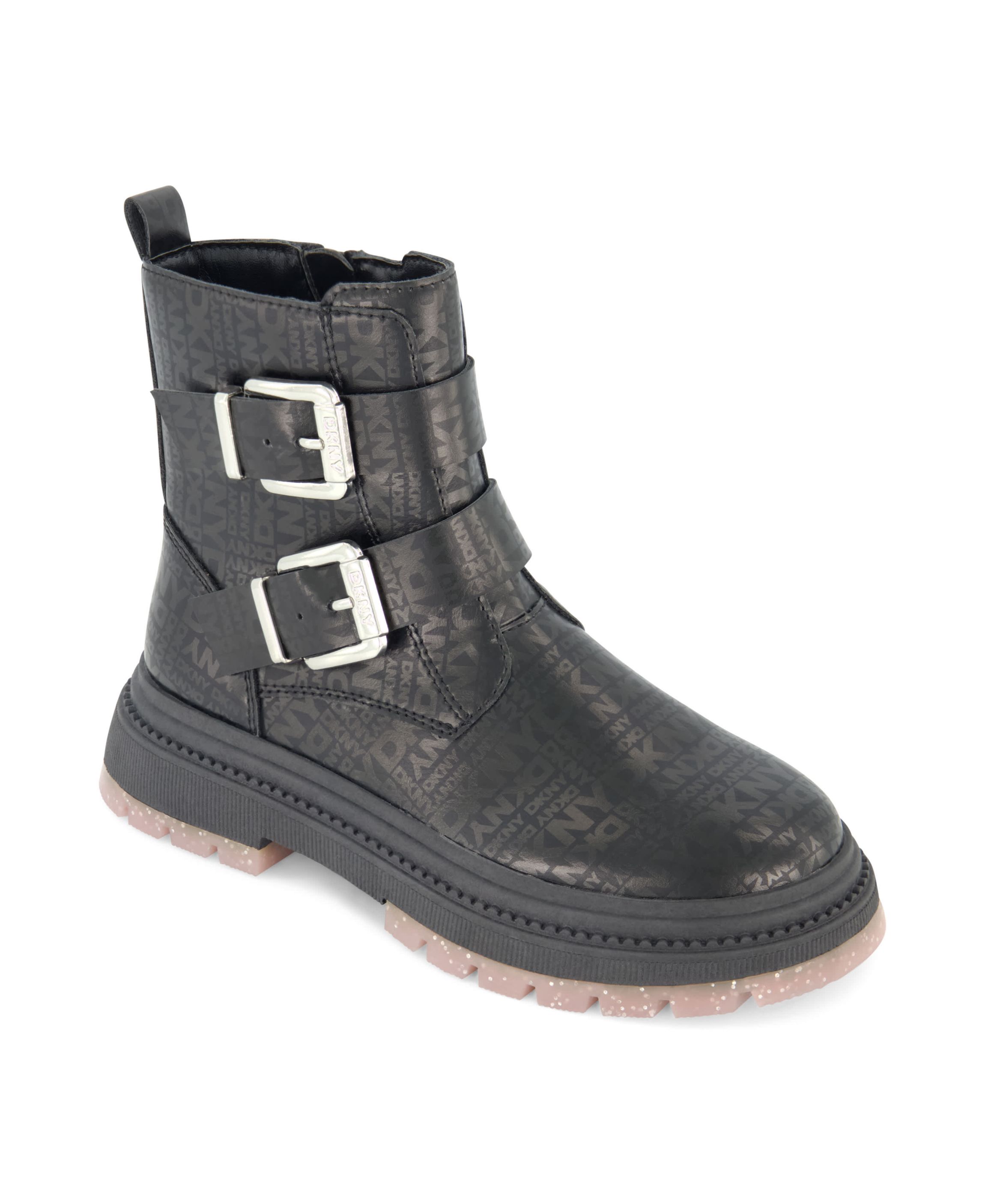 Crissa Buckles