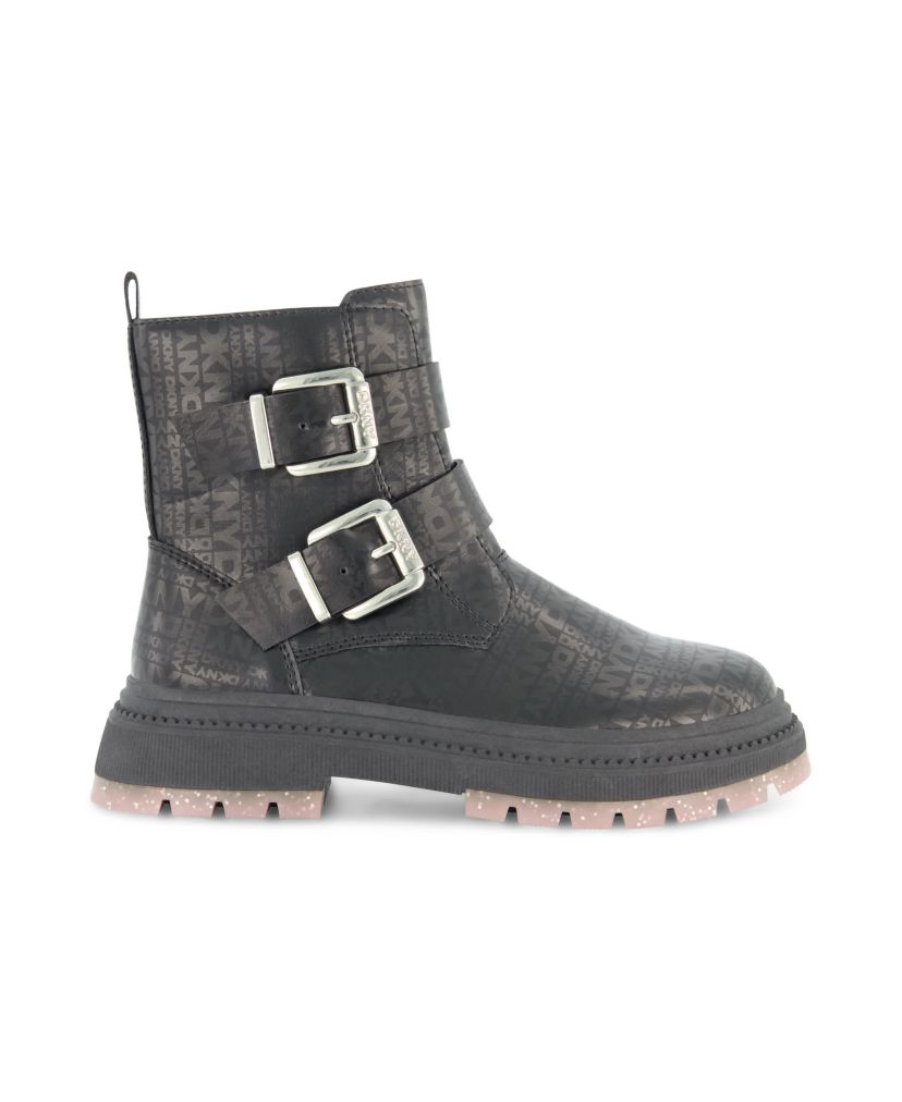 Crissa Buckles