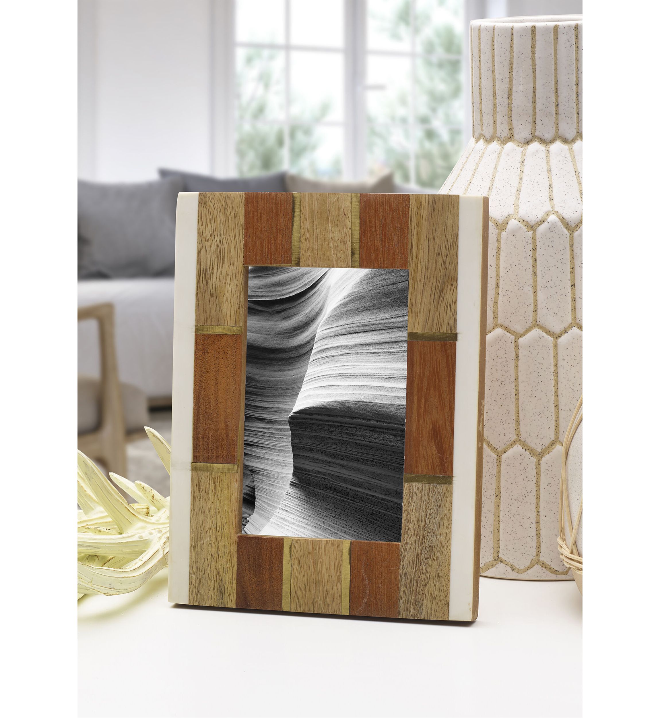 4" x 6" White and Natural Frame