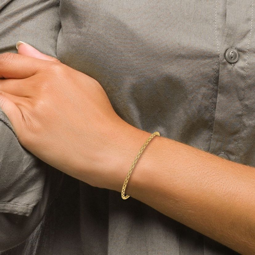 14K Gold Polished and Textured Slip-on Bangle