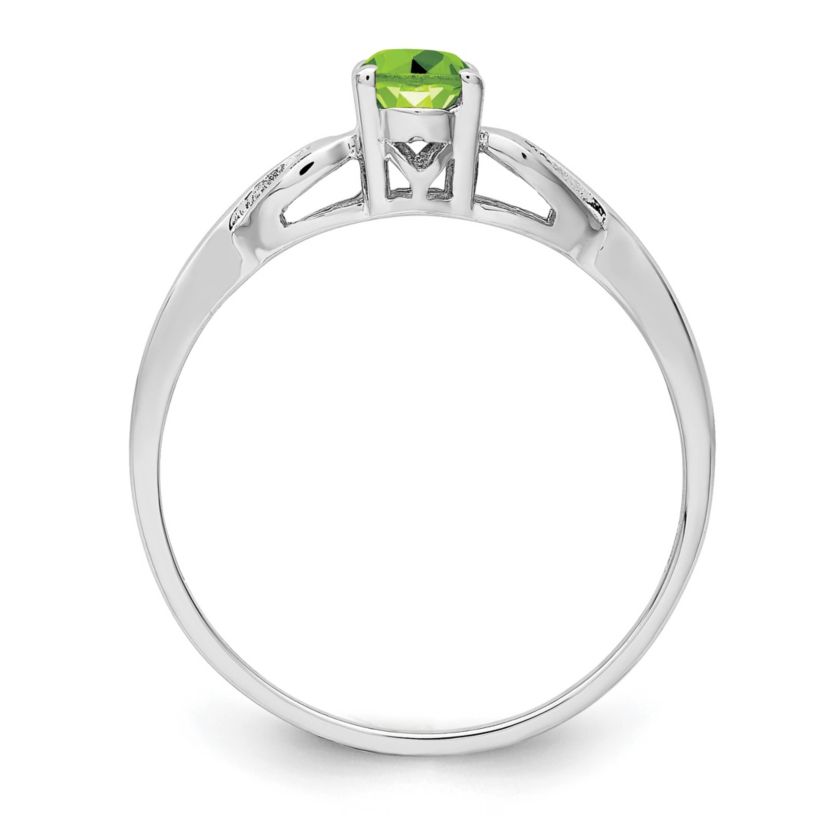 5/8 ct. t.w. Peridot Ring in Rhodium-plated Sterling Silver