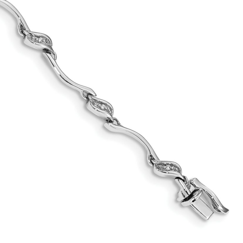 0.048 ct. t.w. Diamond Link Bracelet in 14K White Gold