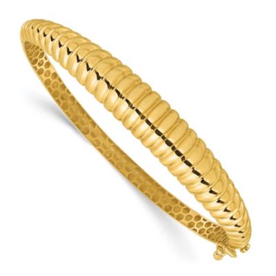 Belk & Co 14K Yellow Gold Polished and Textured Graduated Hinged Bangle, 8 in
