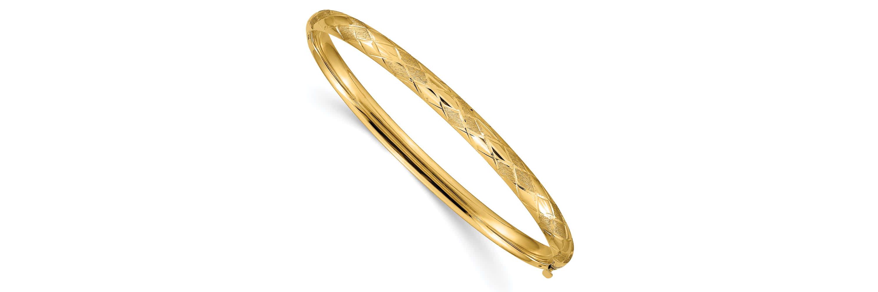 14K Yellow Gold 3/16 Diamond-cut Fancy Hinged Bangle Bracelet