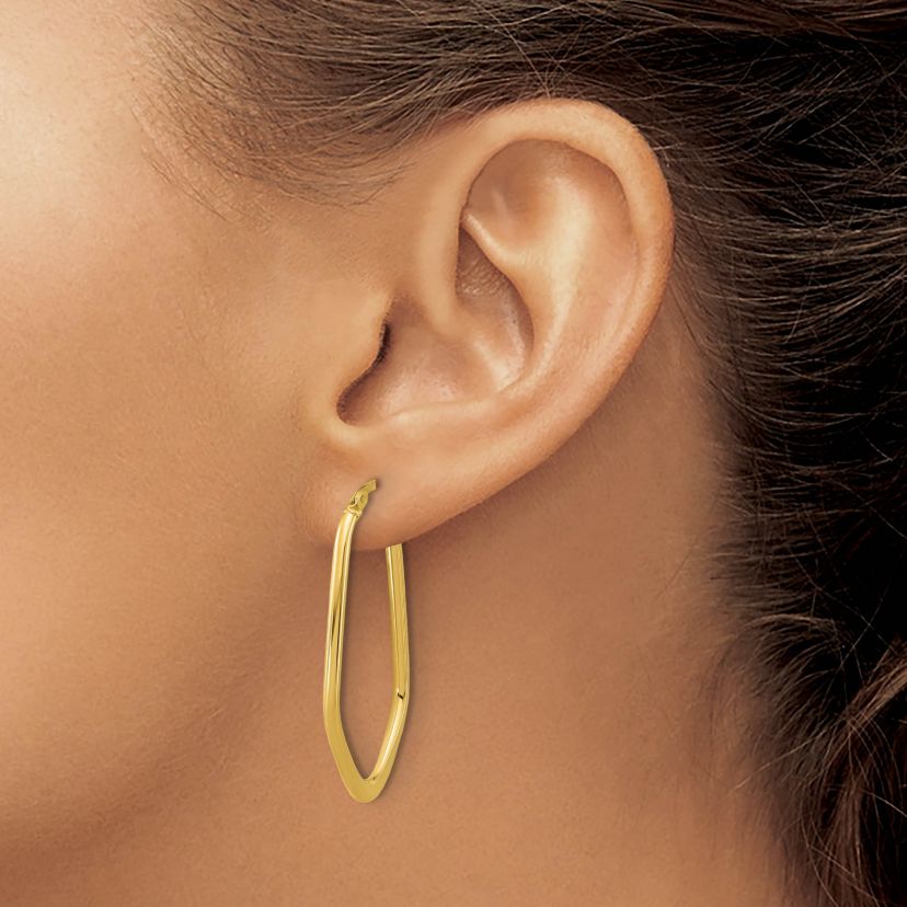 14K Yellow Gold Polished Oval Hoop Earrings