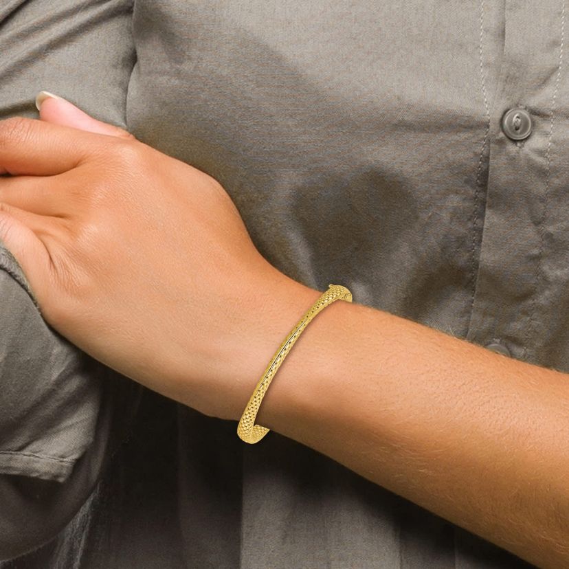 14K Yellow Gold Polished and Textured Fancy Twist Hinged Bangle