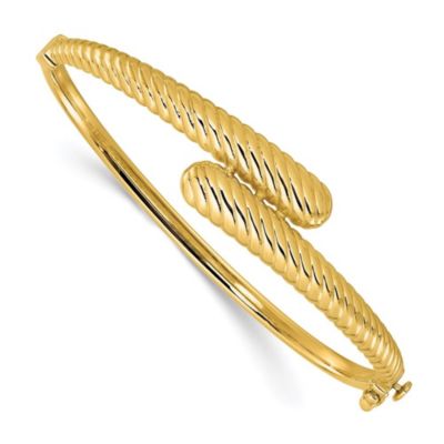 Belk & Co 14K Yellow Gold Polished and Grooved Bypass Hinged Bangle, 7.5 in