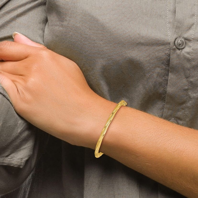 14K Yellow Gold Polished and Textured Twist Hinged Bangle