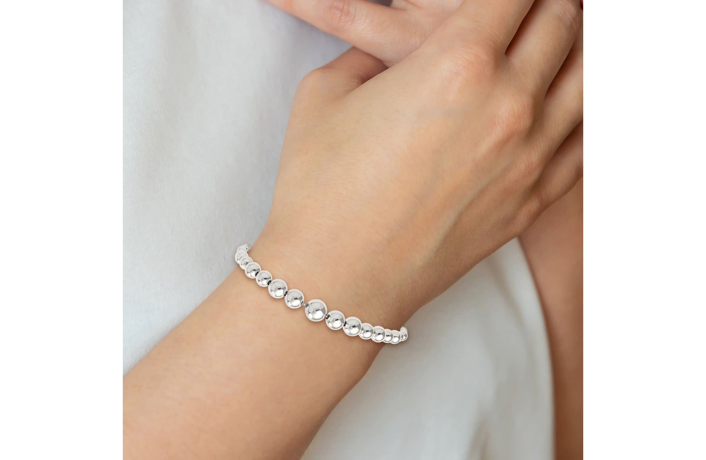 Sterling Silver Polished Beaded Adjustable Bracelet