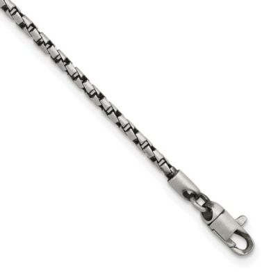Belk & Co Sterling Silver Antiqued and Satin 2.5mm Twisted Box 8-inch Chain Bracelet, White, 8 in