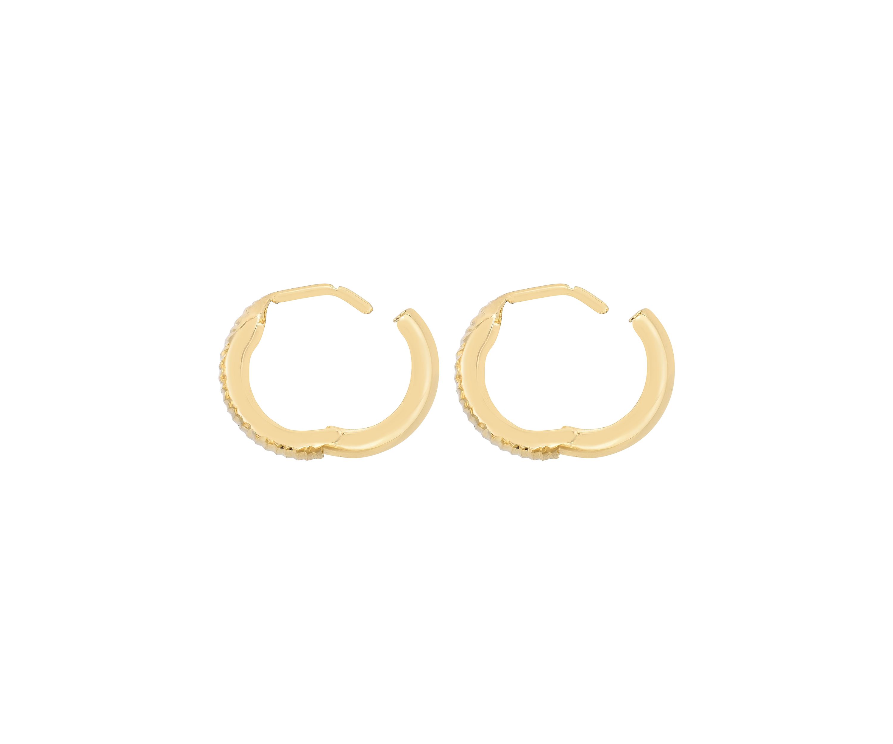 14Ky Huggie Earring