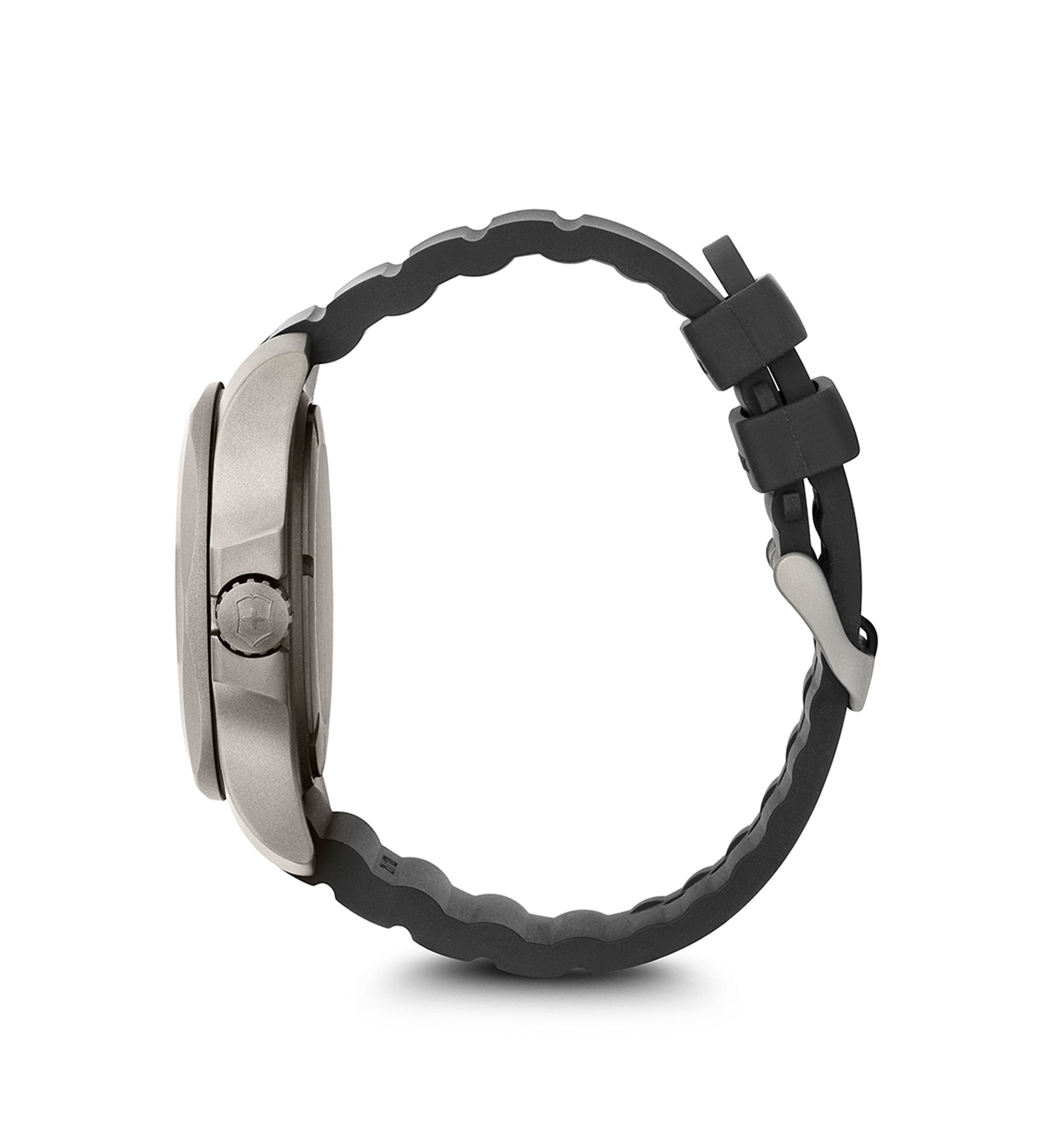 Mens Titanium I.N.O.X. Rubber Strap Watch
