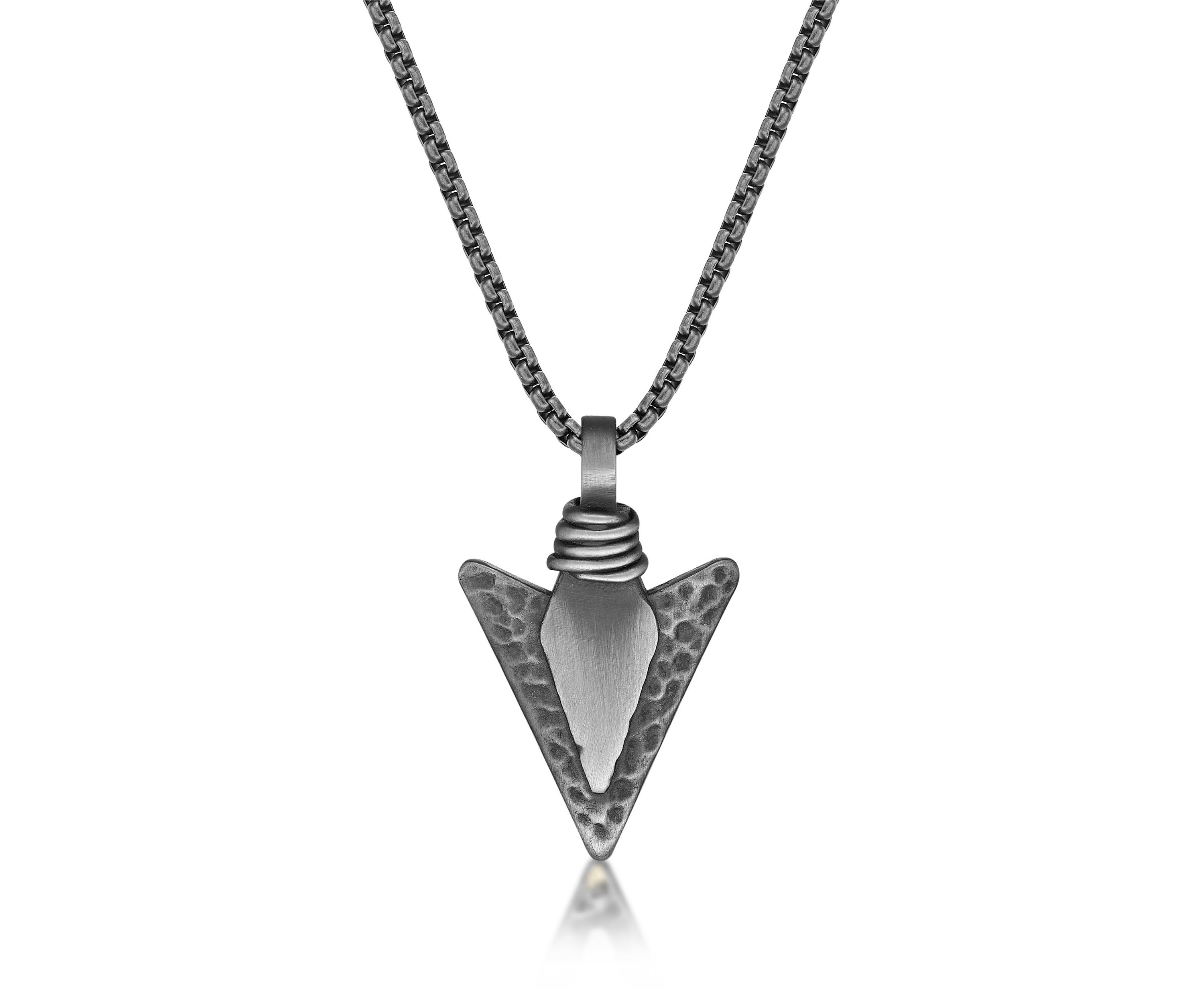 Stainless Steel Arrow Head Pendant with Mattte Gray Ip and 24" Round Box Chain