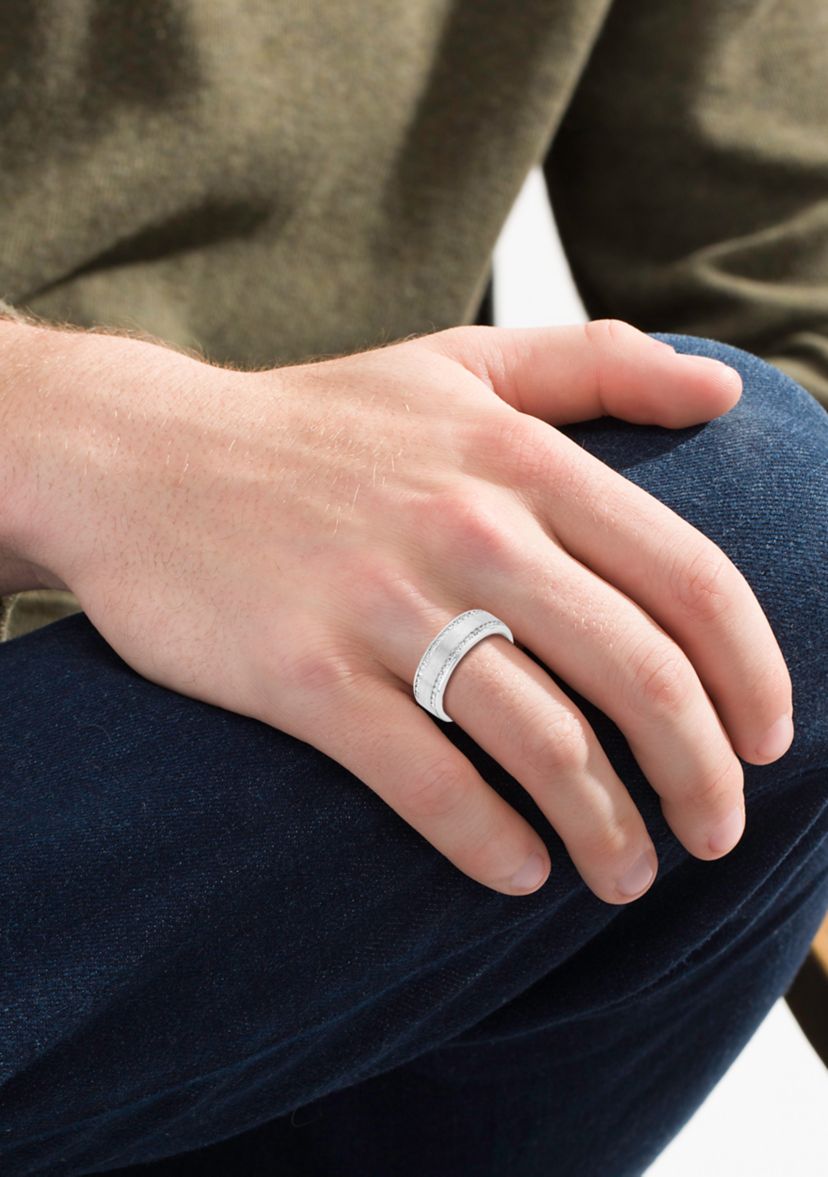 Mens 1/2 ct. t.w. Round-Cut Diamond Wedding Band in 10K White Gold