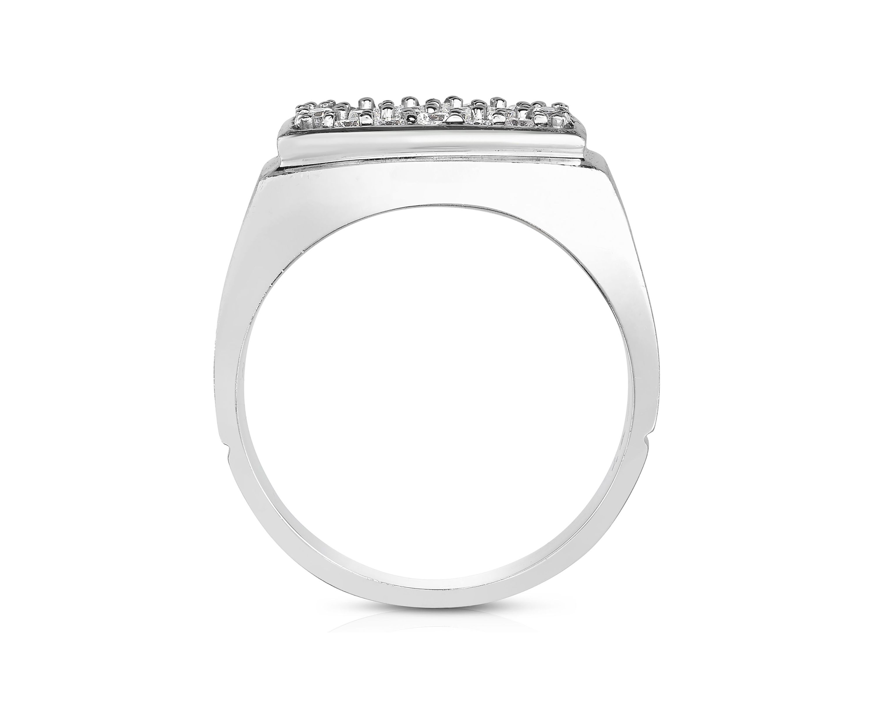 1 C.T.T.W Diamond 10K Gents Ring