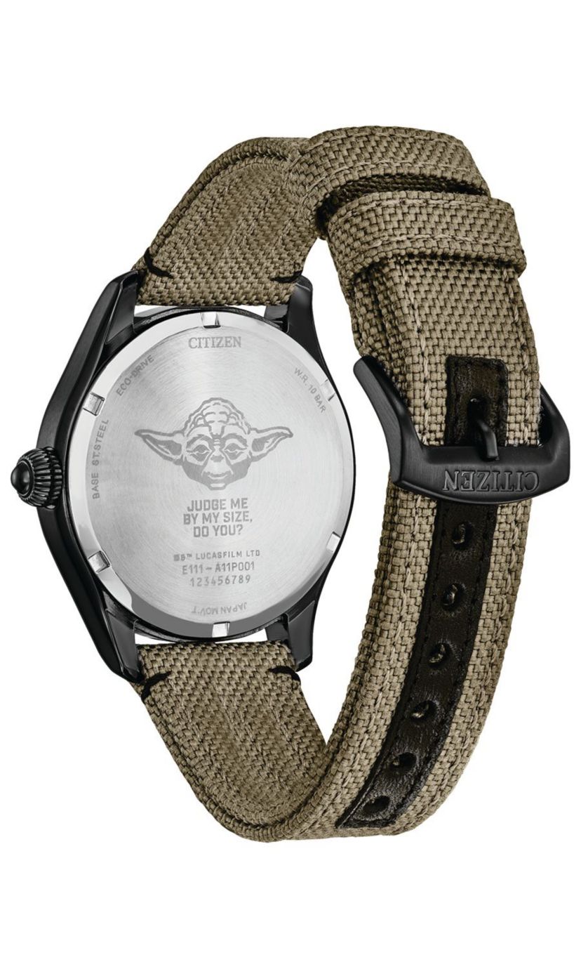Mens Star Wars  Yoda™ Strap Watch 42mm