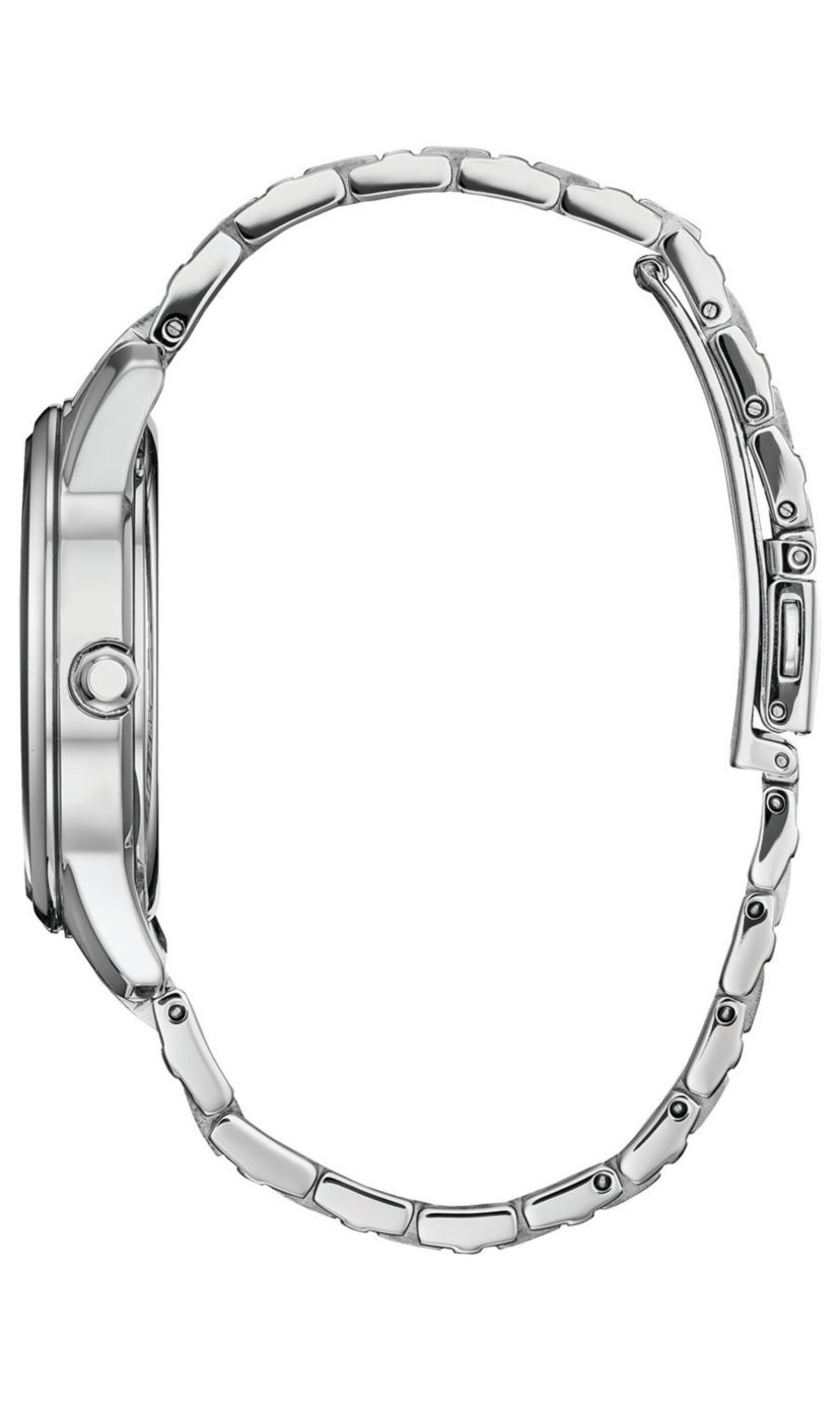 Womens Disney Minnie Mouse Bracelet Watch 37mm