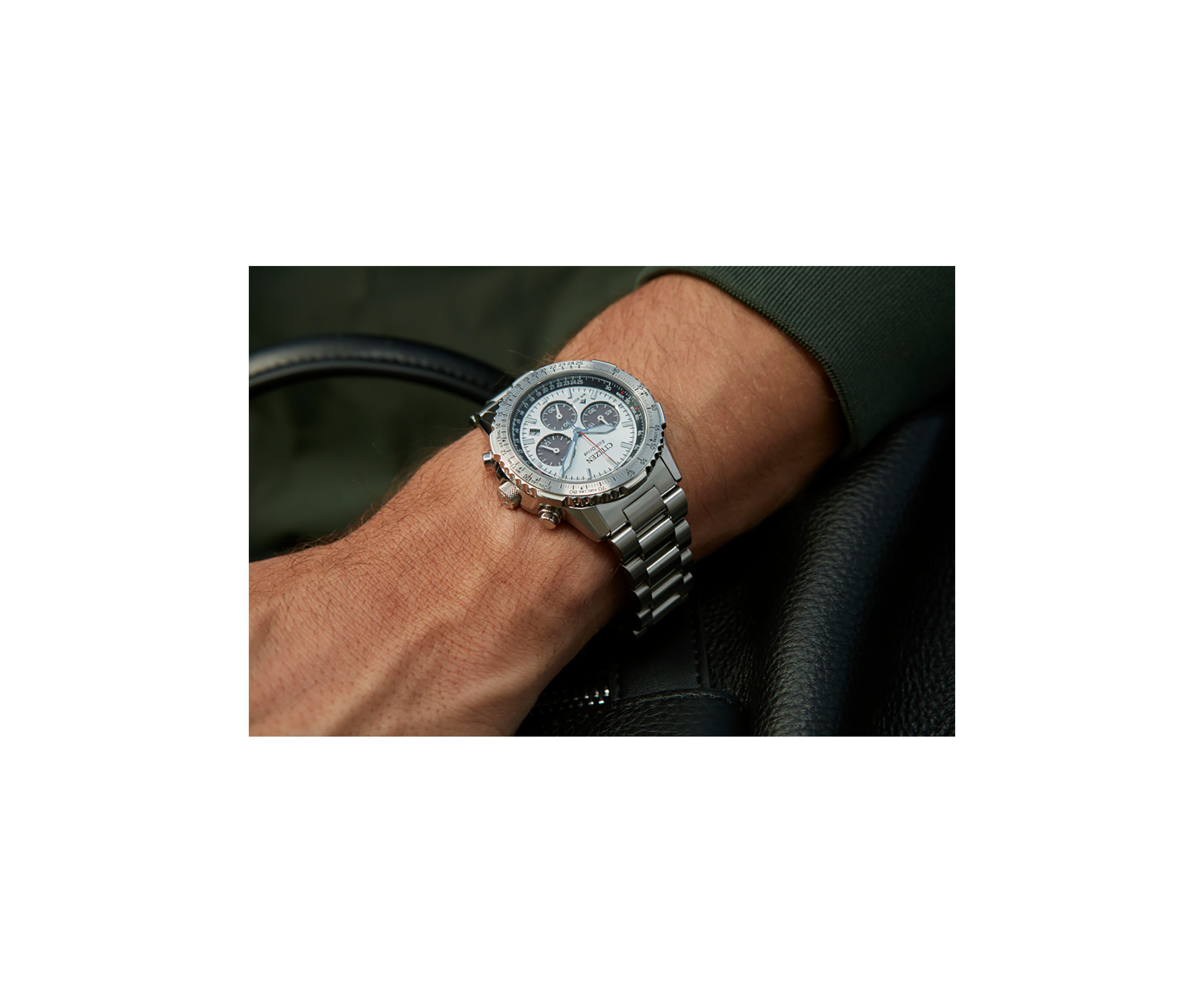 Mens Promaster Navihawk Silver-Tone Bracelet Watch, 40mm