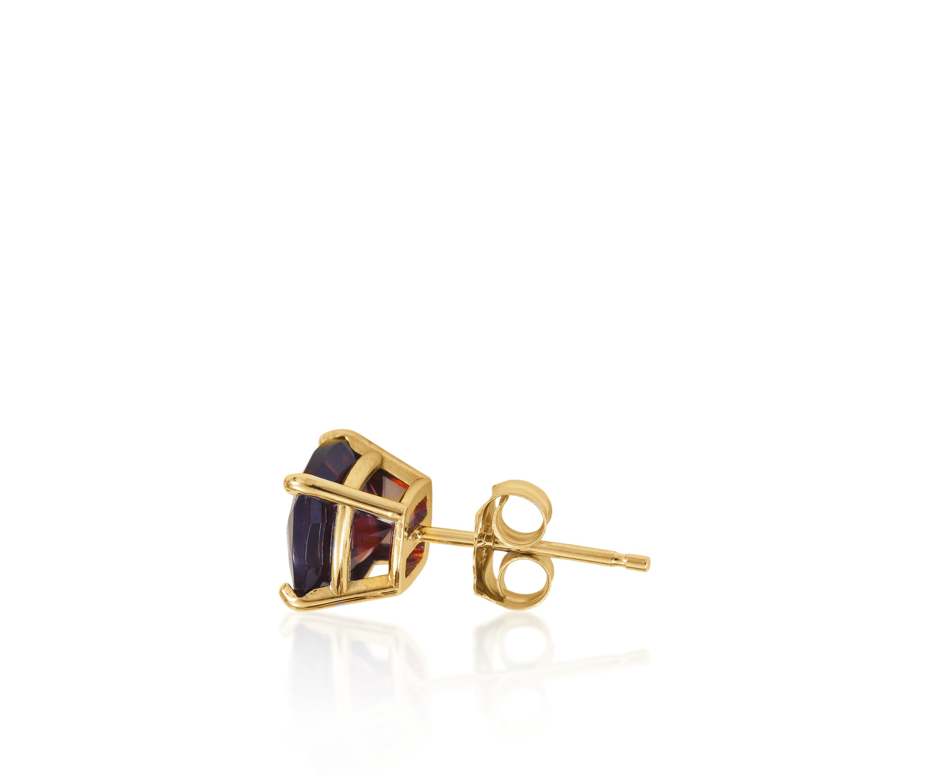 14k Yellow Gold 6mm Garnet Stud Earrings