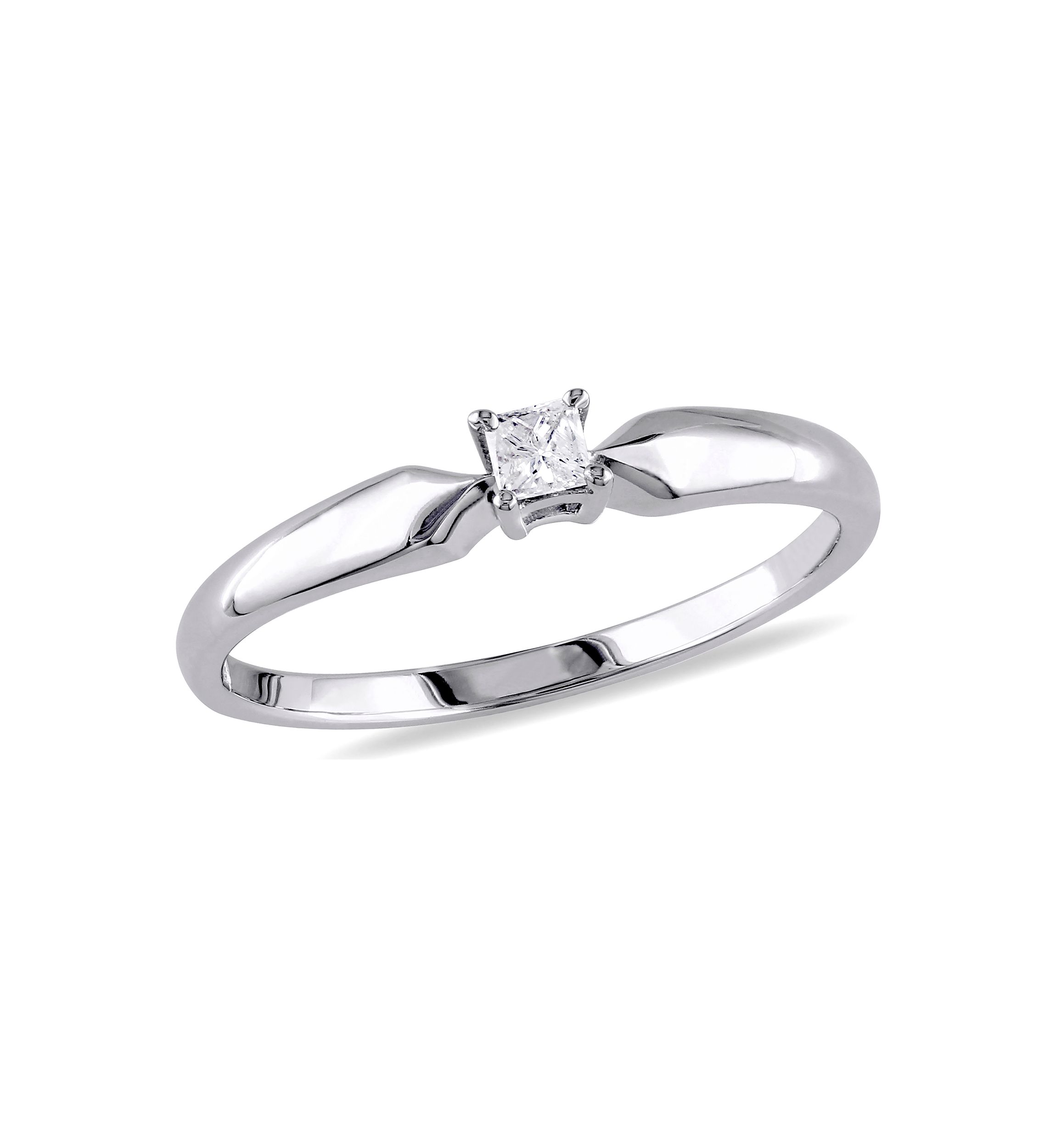 1/10 ct. t.w. Diamond Princess-cut Solitaire Ring in Sterling Silver