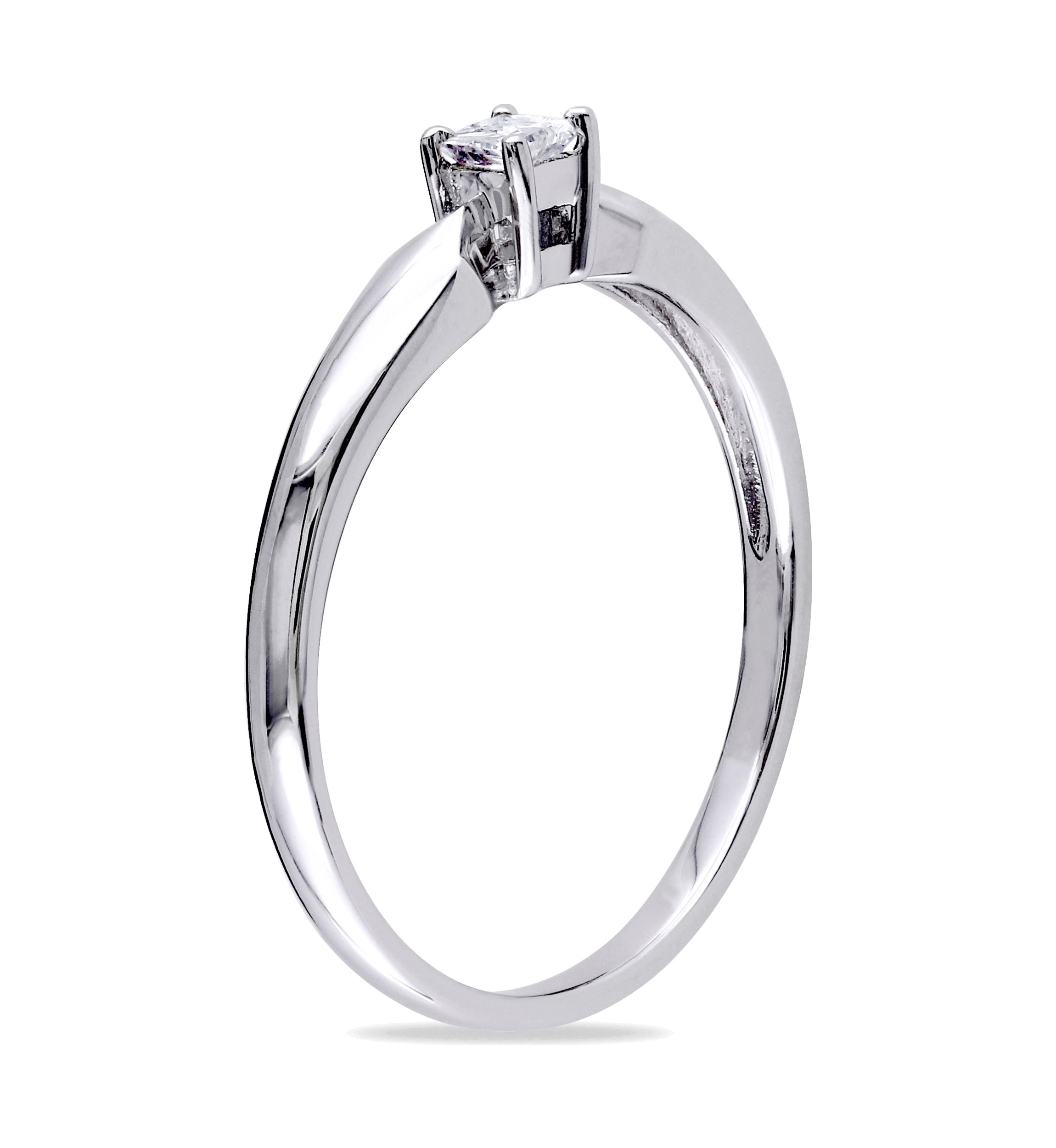 1/10 ct. t.w. Diamond Princess-cut Solitaire Ring in Sterling Silver
