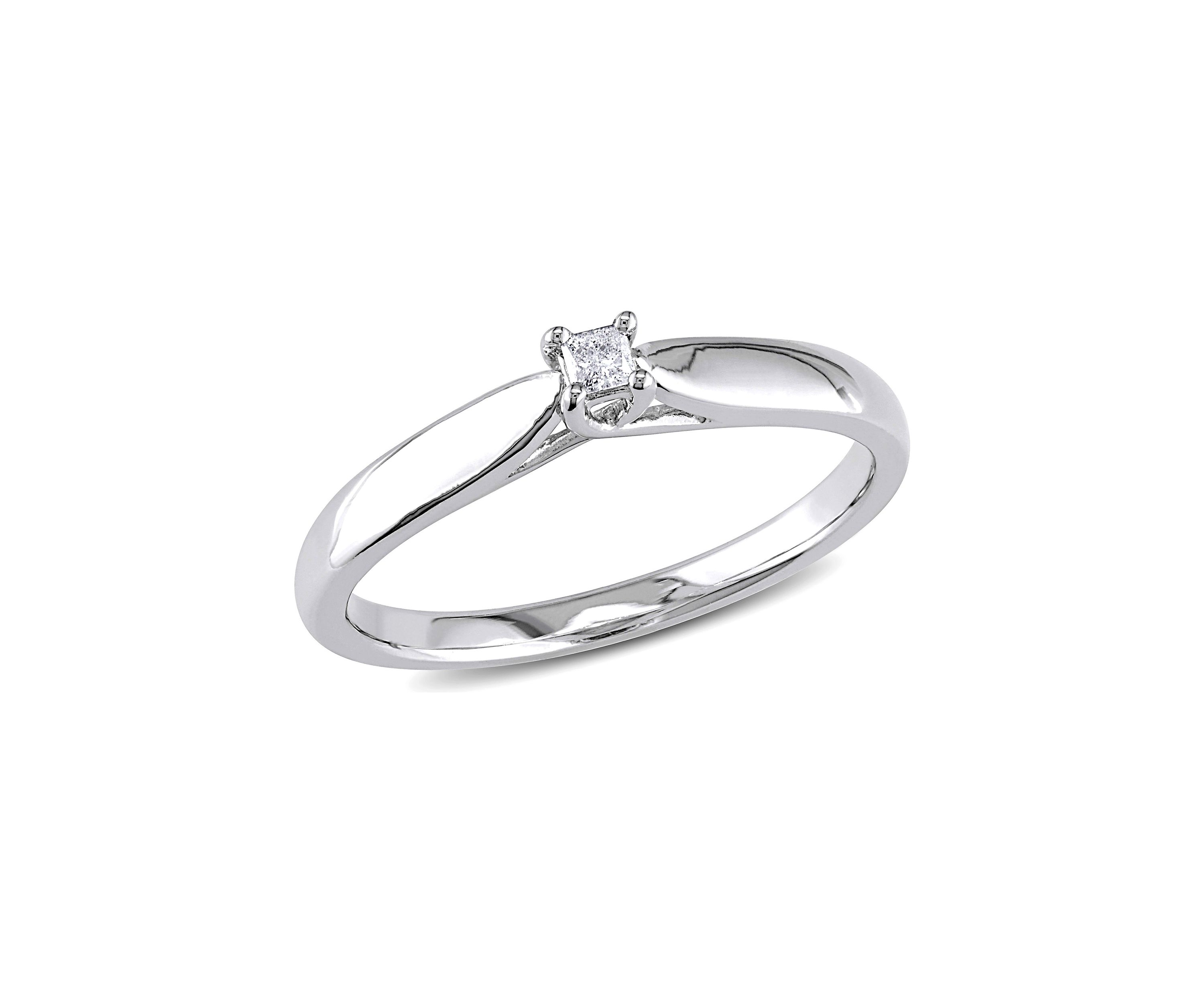 1/10 ct. t.w. Diamond Vintage Engagement Ring in Sterling Silver