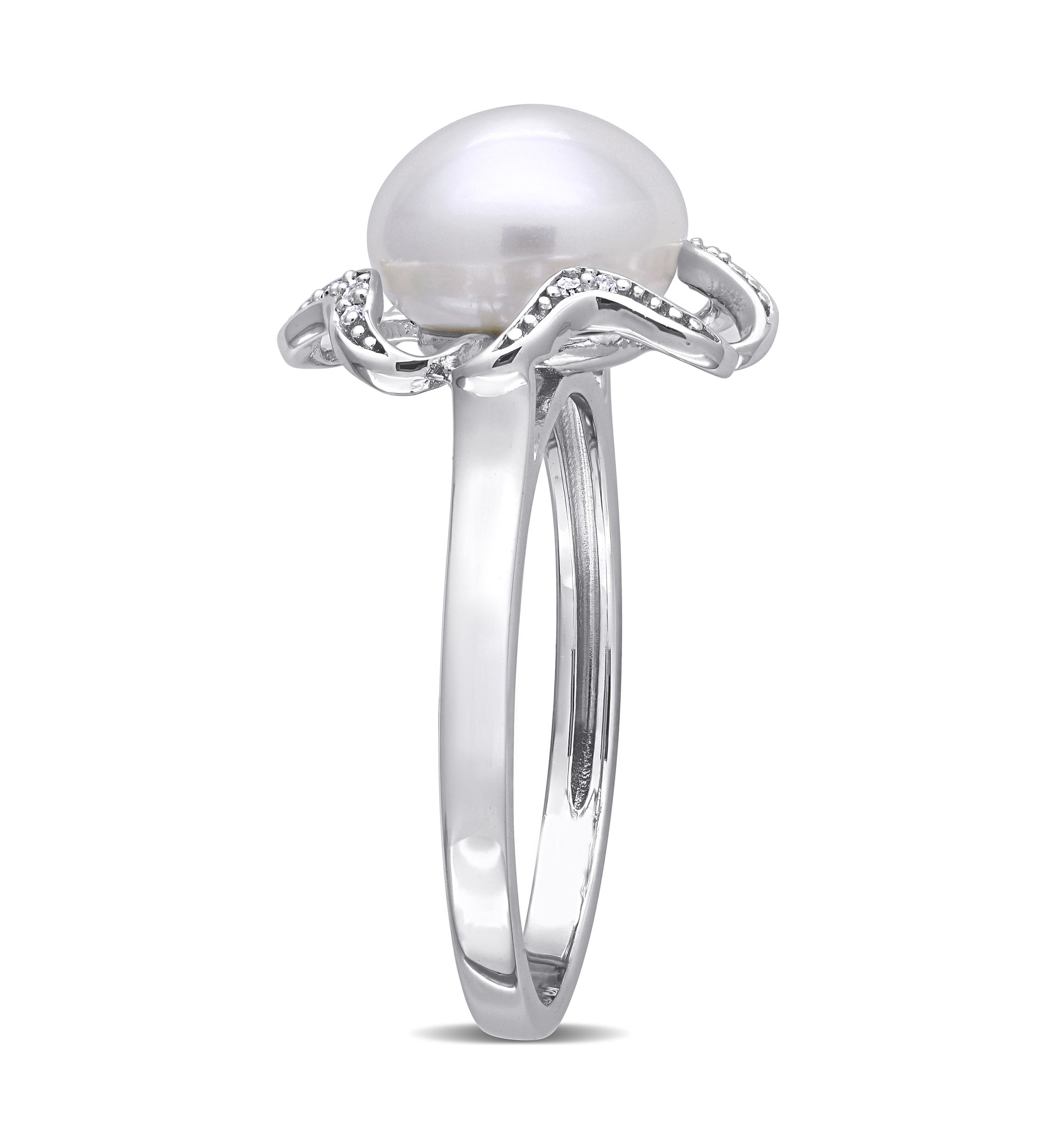 9.5 Millimeter Freshwater Cultured Pearl and 1/10 ct. t.w. Diamond-Accent Floral Cocktail Ring in Sterling Silver
