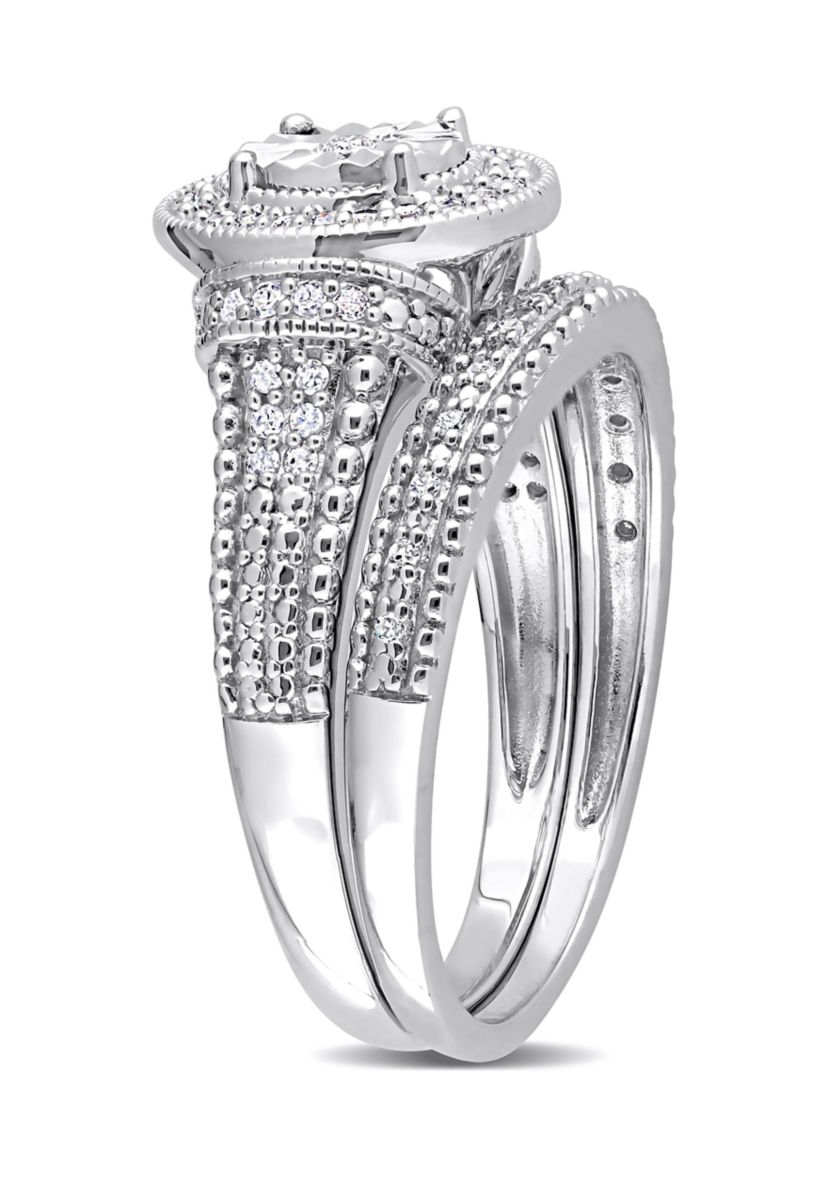 1/4 CT TW Diamond Oval Bridal Ring Set in Sterling Silver