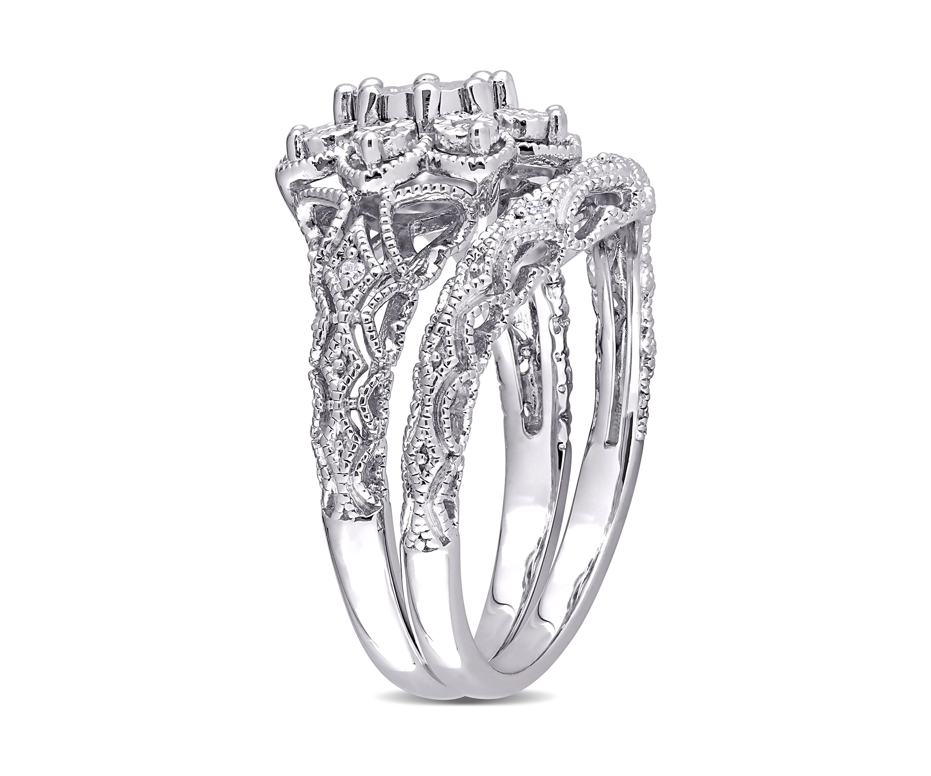 1/10 CT TW Diamond Vintage Bridal Set in Sterling Silver
