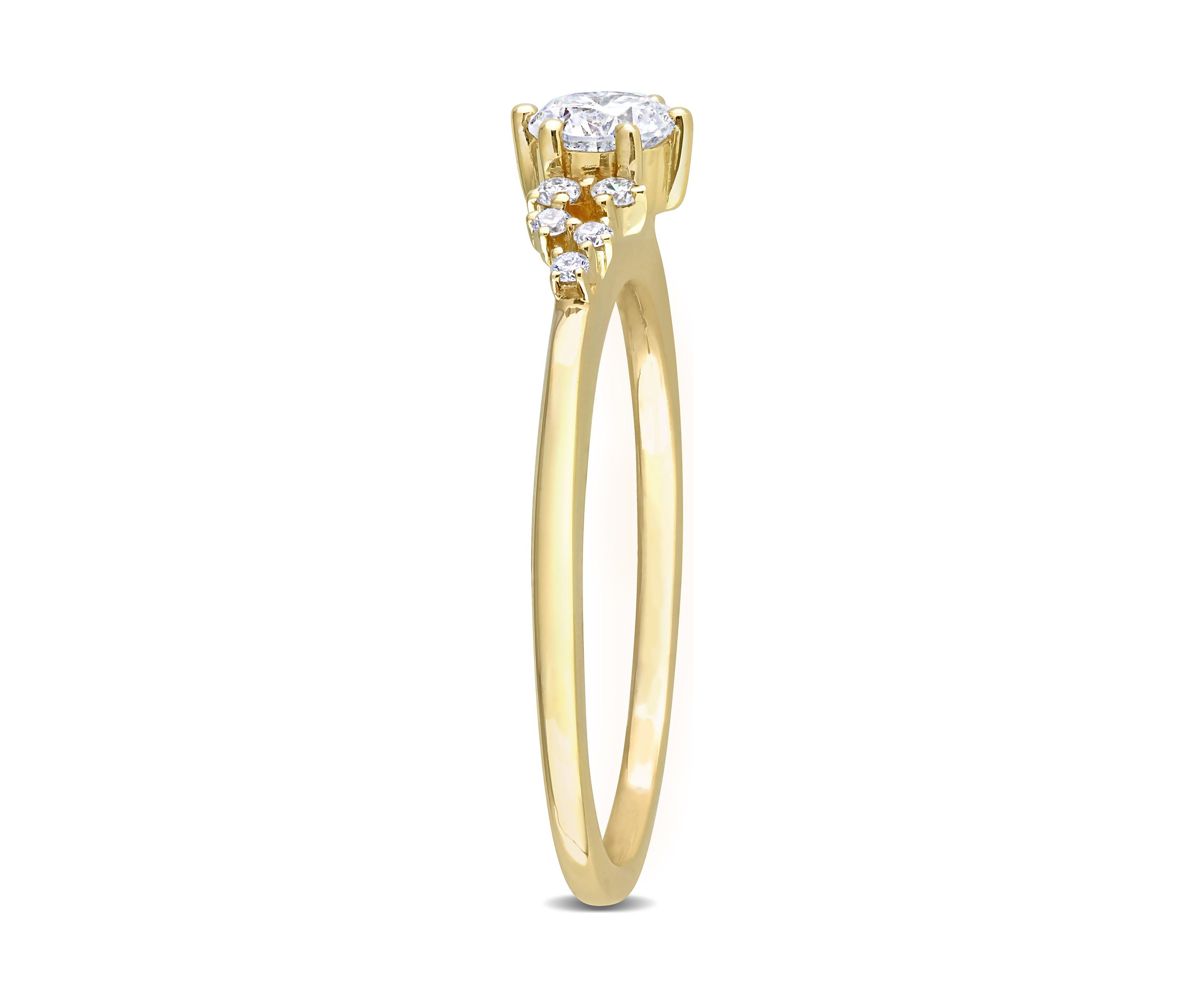 1/2 CT TDW Diamond Cluster Ring in 10k Yellow Gold