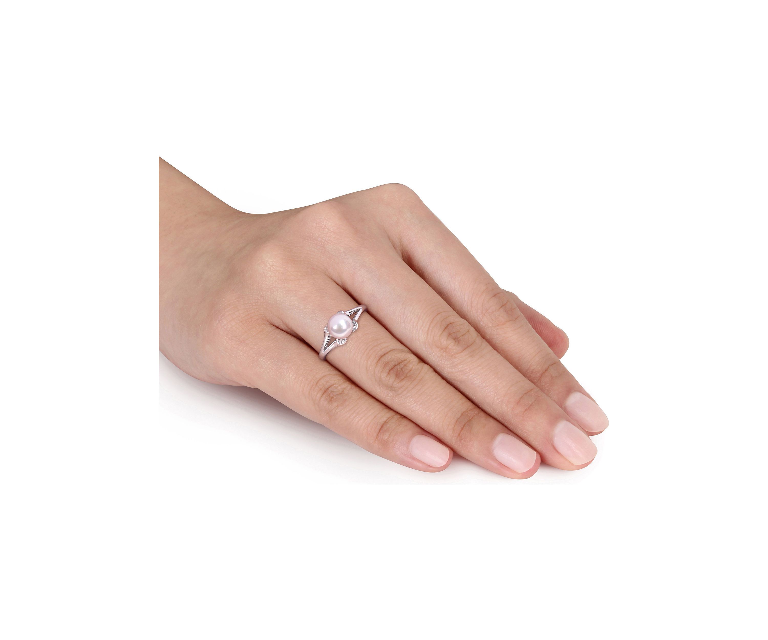 Freshwater Cultured Pearl Heart Ring in Sterling Silver