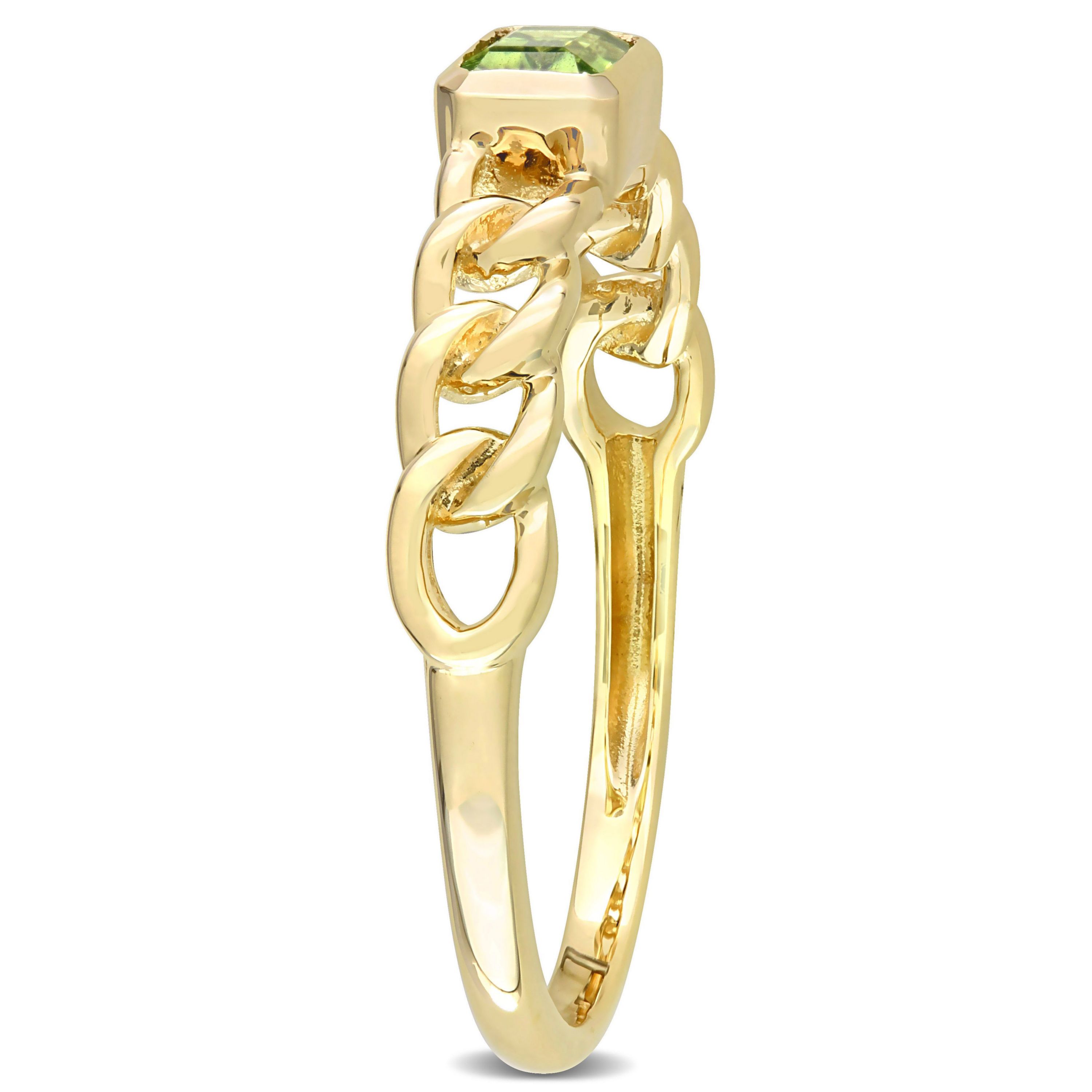 Octagon Peridot Link Ring in 10k Yellow Gold
