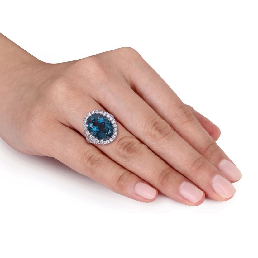 3.75 ct. t.g.w. Aquamarine and 3/5 ct. t.w. Diamond Split Shank Cocktail Ring in 14K White Gold