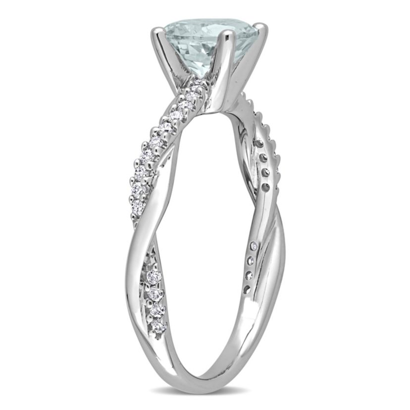 1 ct. t.g.w. Aquamarine and 1/6 ct. t.w. Diamond Solitaire Ring in 14K White Gold