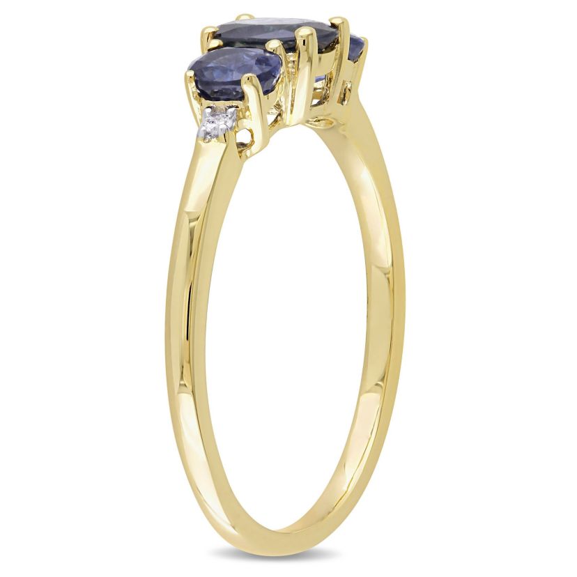 1 ct. t.g.w. Blue Sapphire and 1/10 ct. t.w. Diamond 3-Stone Ring in 10K Yellow Gold