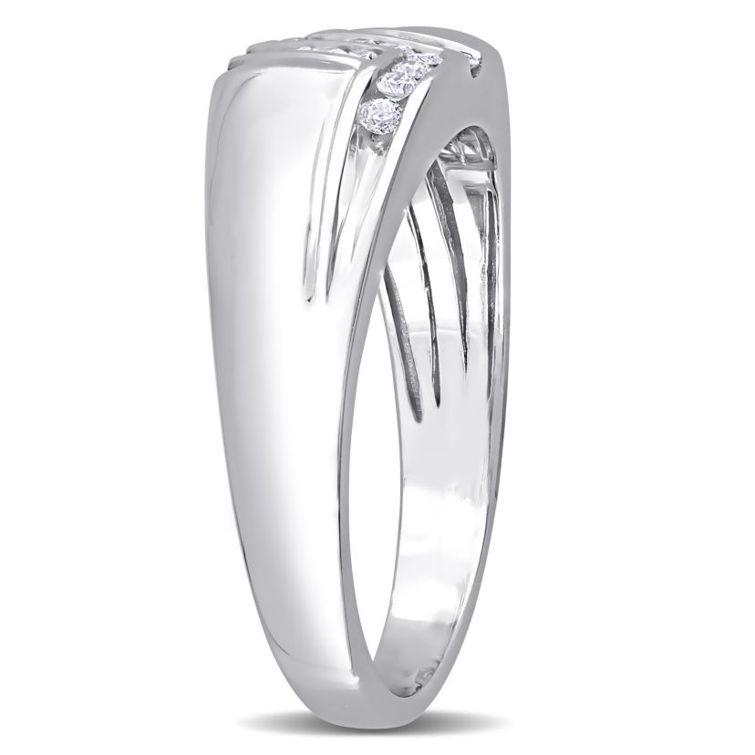 1/4 ct. t.w. Diamond Fashion Ring in 10K White Gold