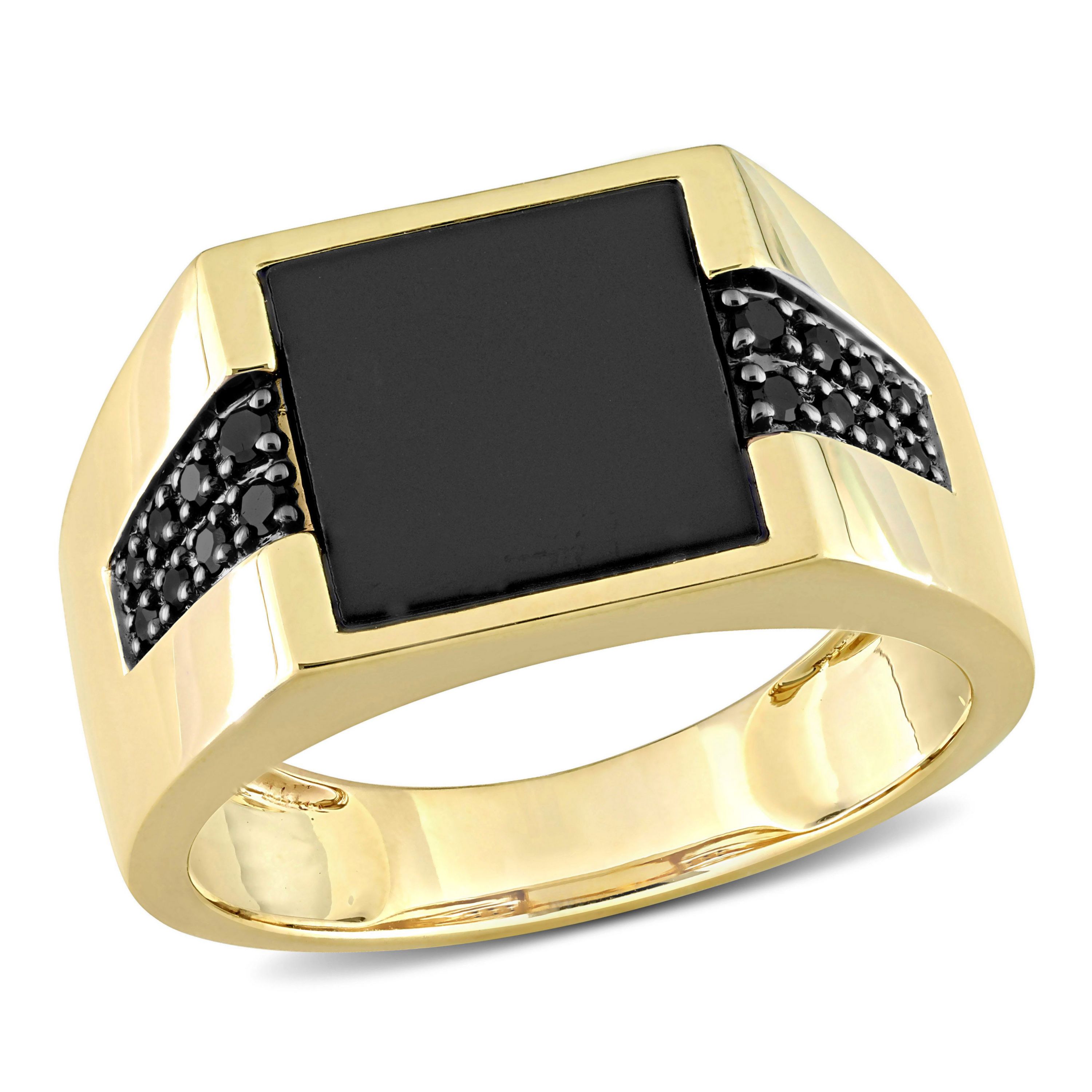 1/6 ct. t.w. Black Diamond and Black Onyx Mens Ring in 10K Yellow Gold