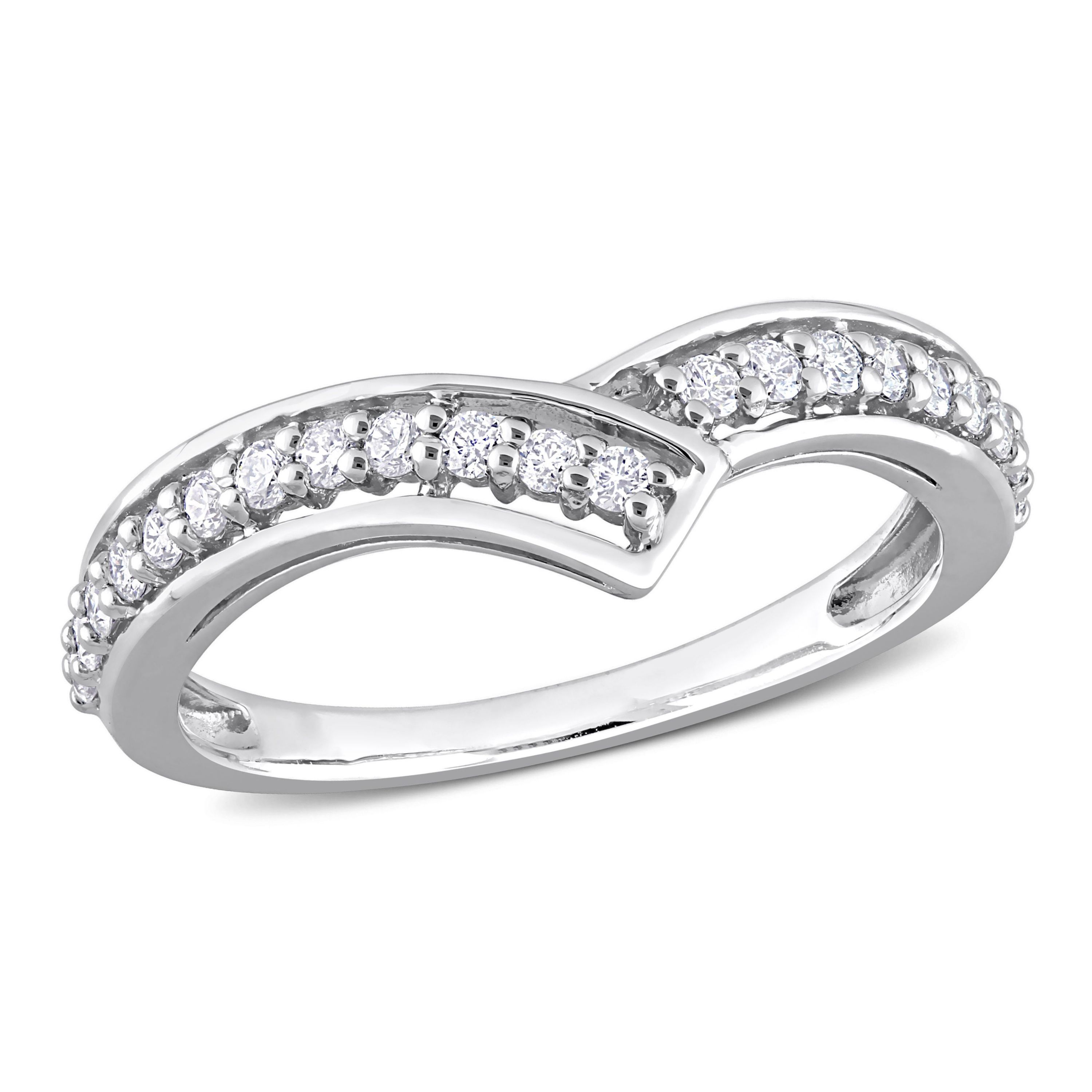 1/3 ct. t.w. Diamond Chevron Ring in Platinum