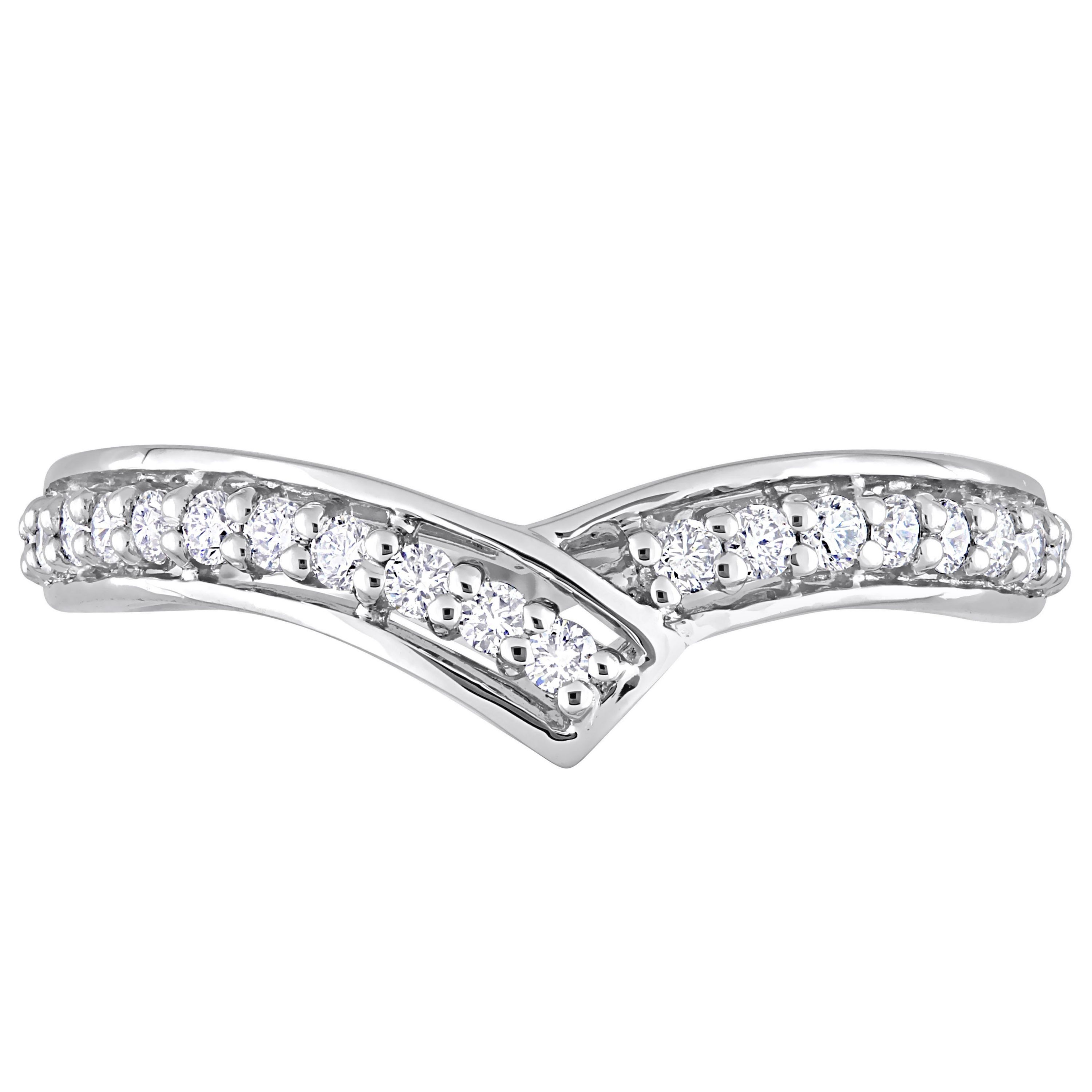 1/3 ct. t.w. Diamond Chevron Ring in Platinum