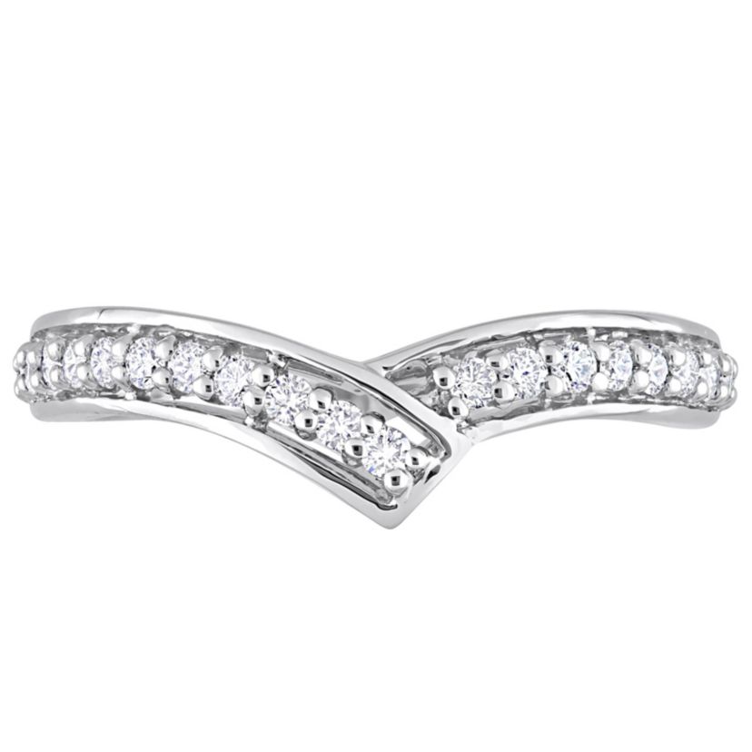 1/3 ct. t.w. Diamond Chevron Ring in Platinum