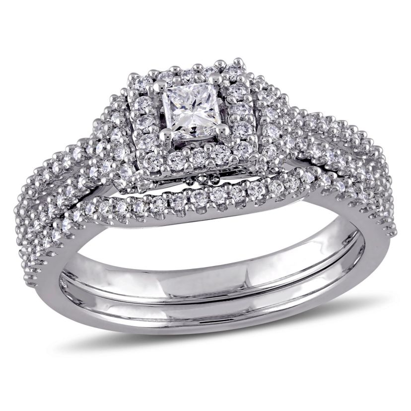 3/4 ct. t.w. Diamond Halo Bridal Set in 14K White Gold