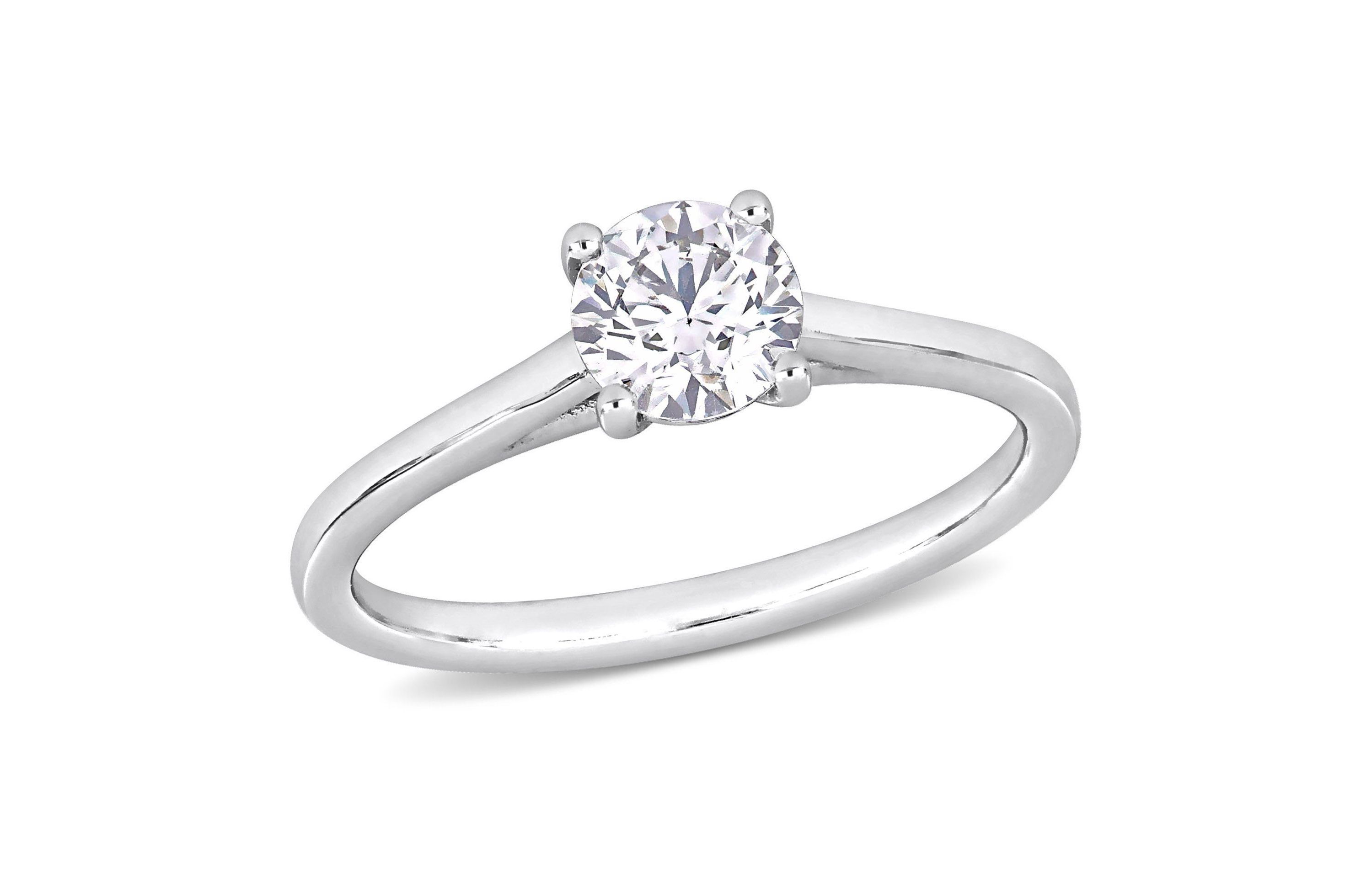 3/4 ct. t.w. Diamond Solitaire Ring in Platinum