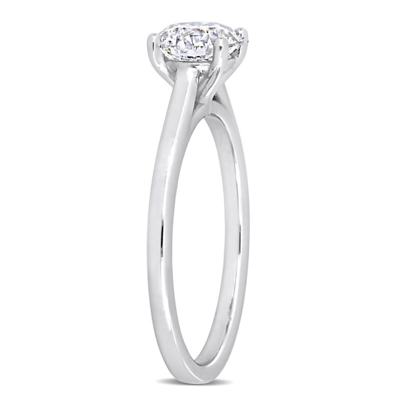 1 ct. t.w. Diamond Solitaire Engagement Ring in Platinum
